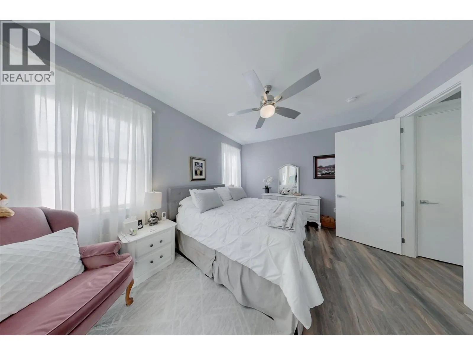 3807 FAIRWINDS Drive