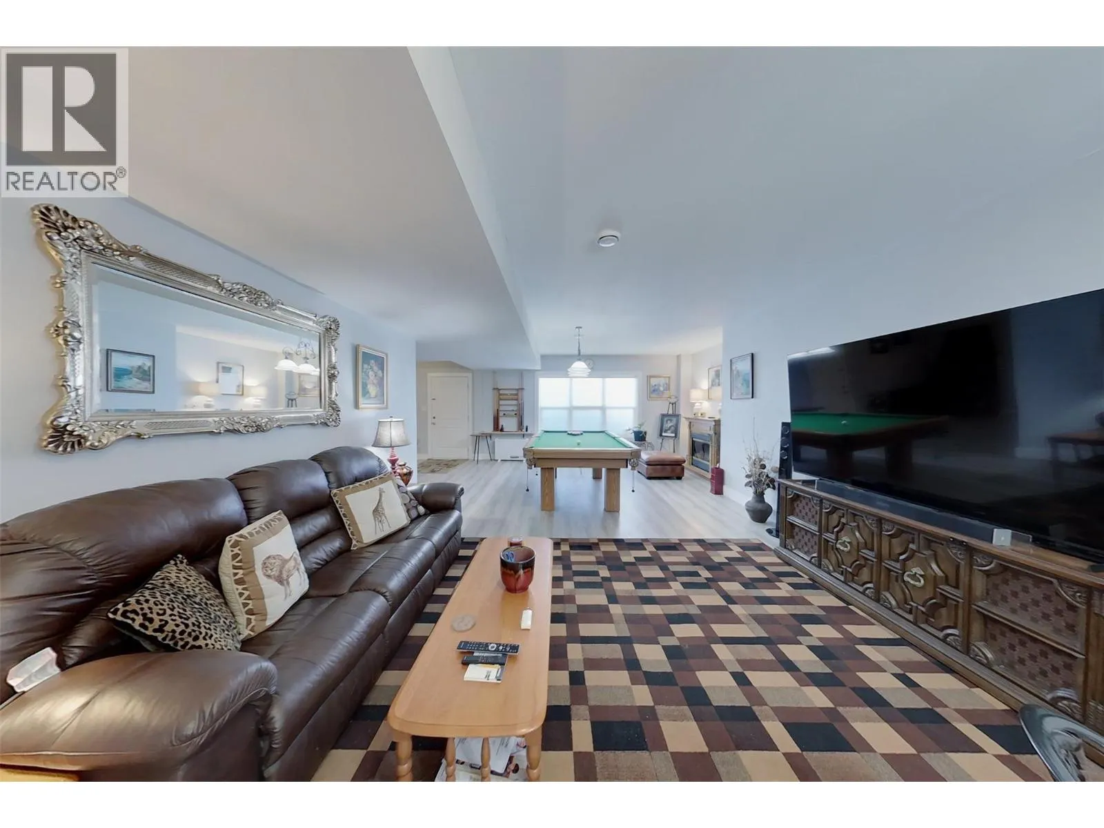 3807 FAIRWINDS Drive