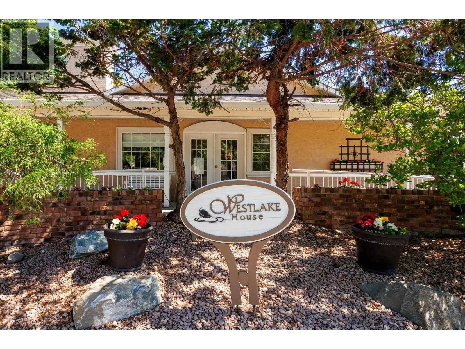 2250 Louie Drive Unit# 101