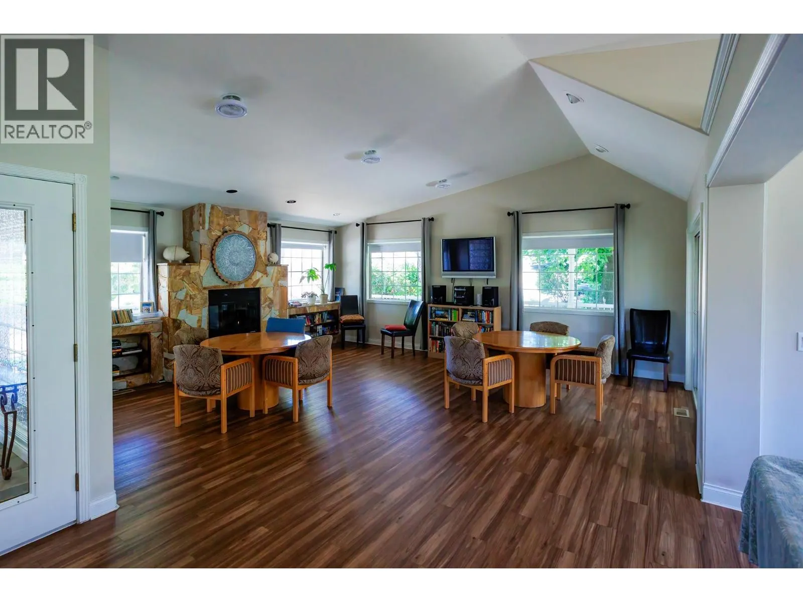 2250 Louie Drive Unit# 101