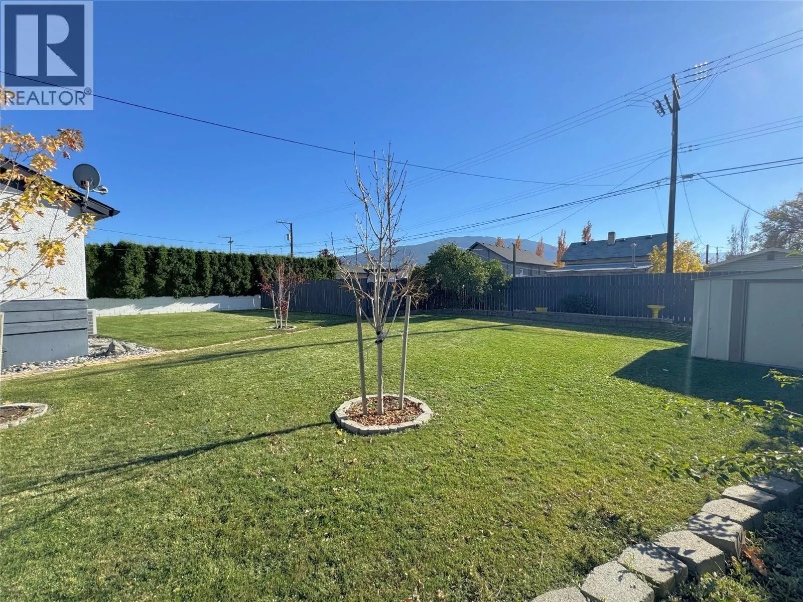 2152 Mamette Avenue