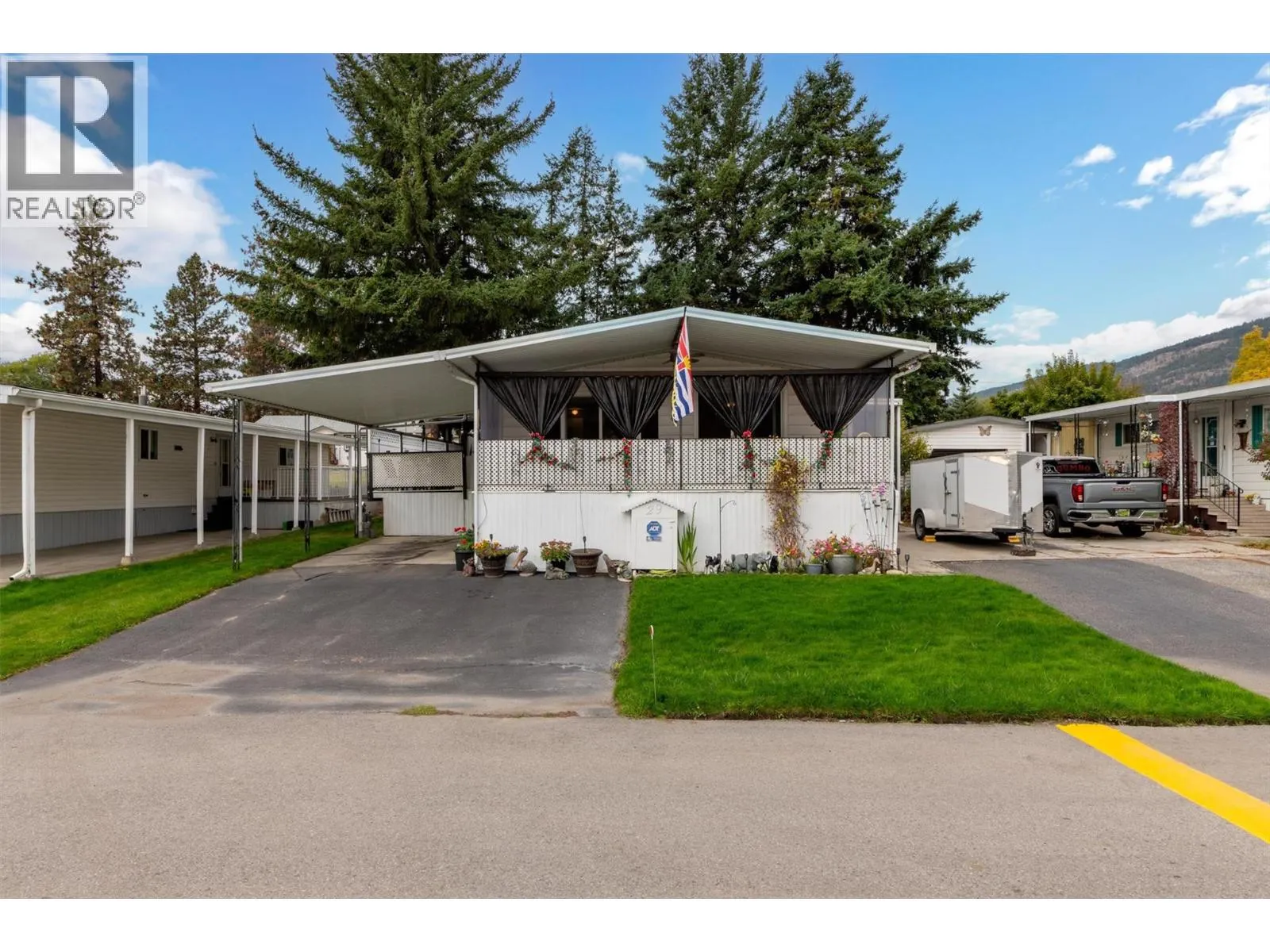 1929 97 Highway S Unit# 29