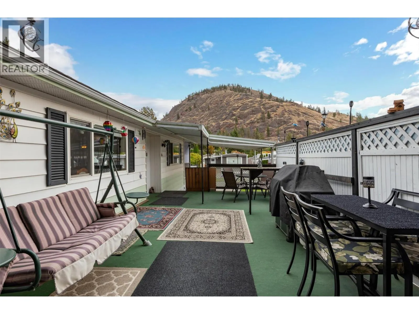 1929 97 Highway S Unit# 29