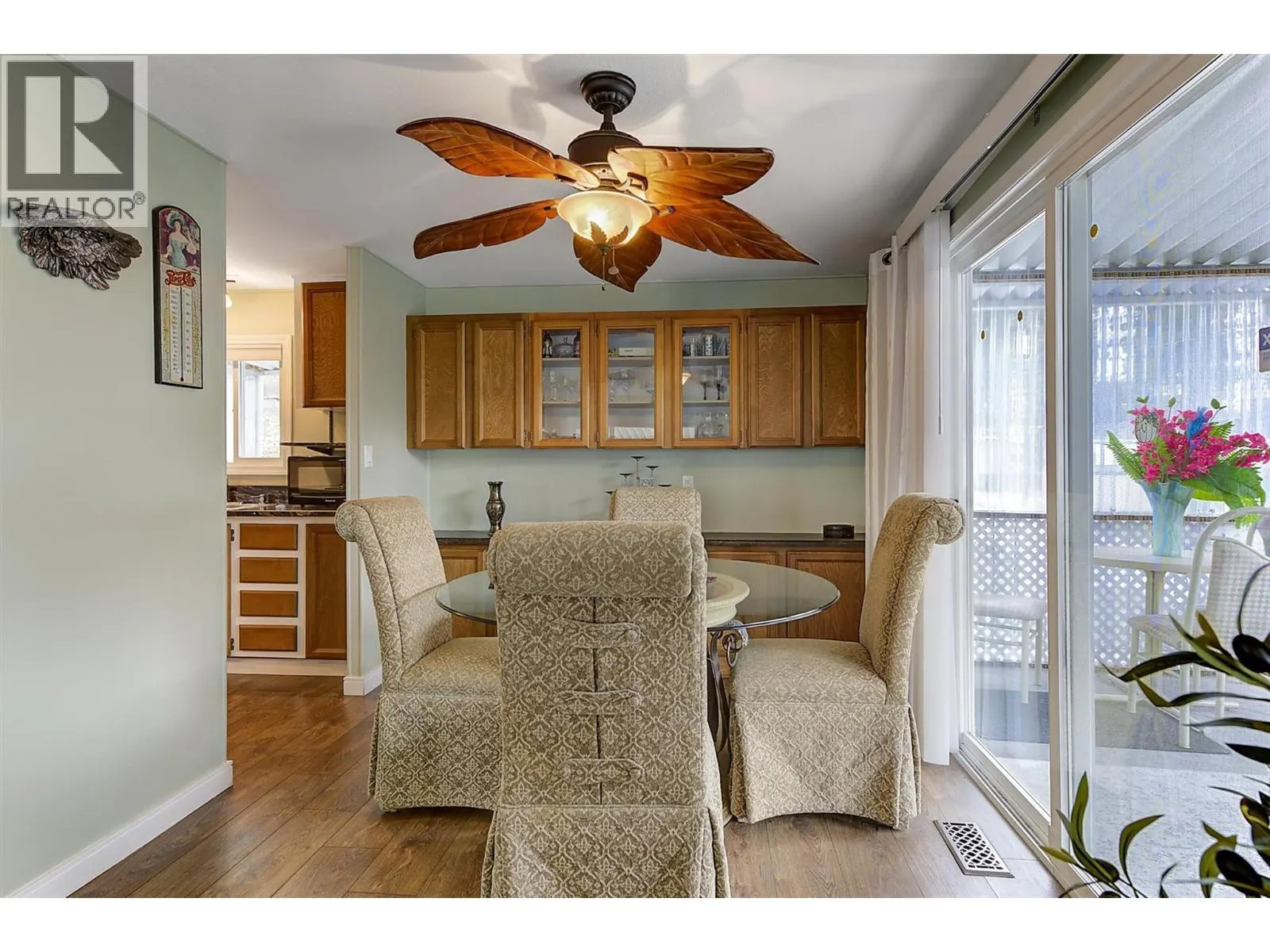 1929 97 Highway S Unit# 29