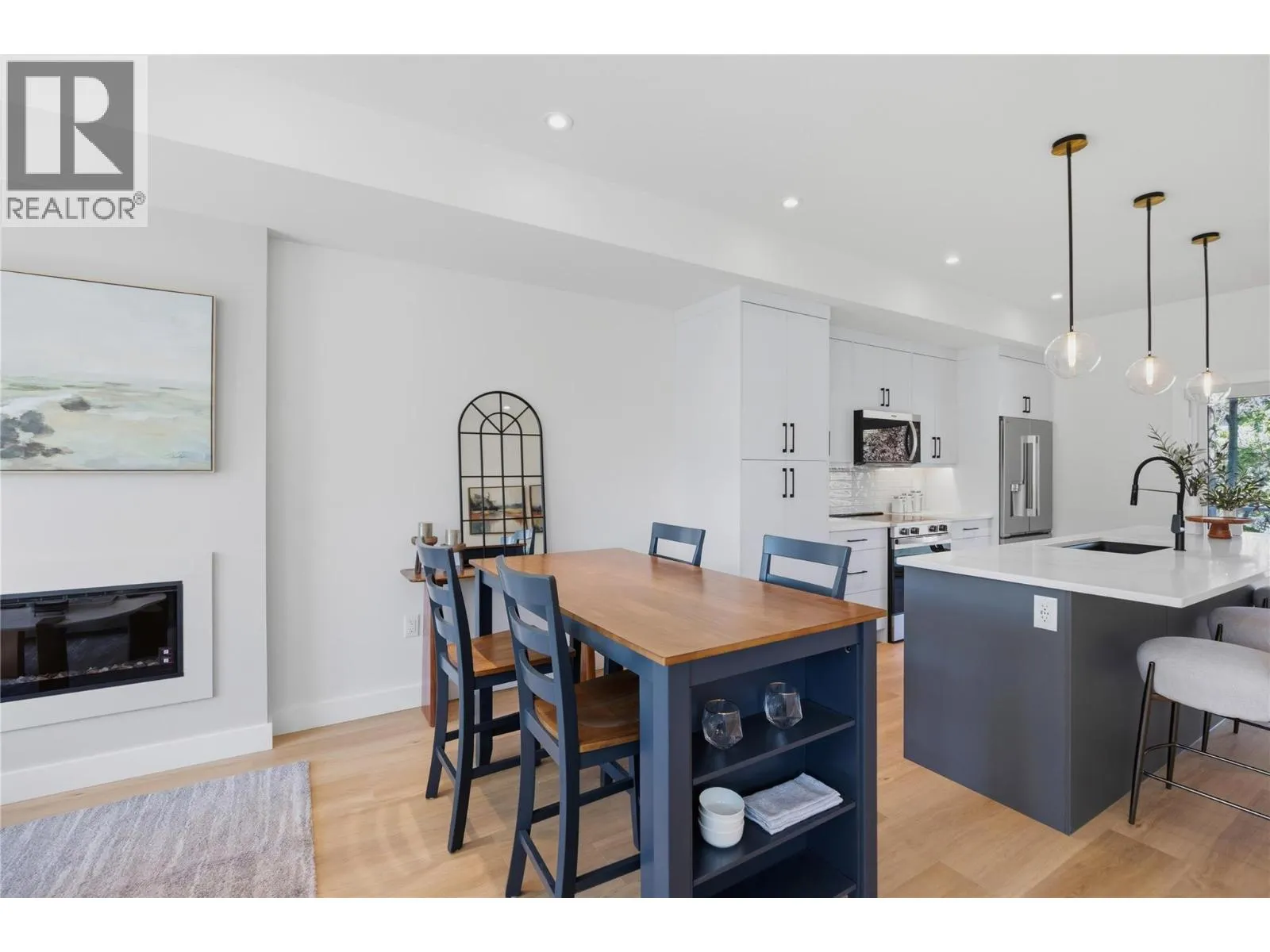 143 GREEN Avenue Unit# 103