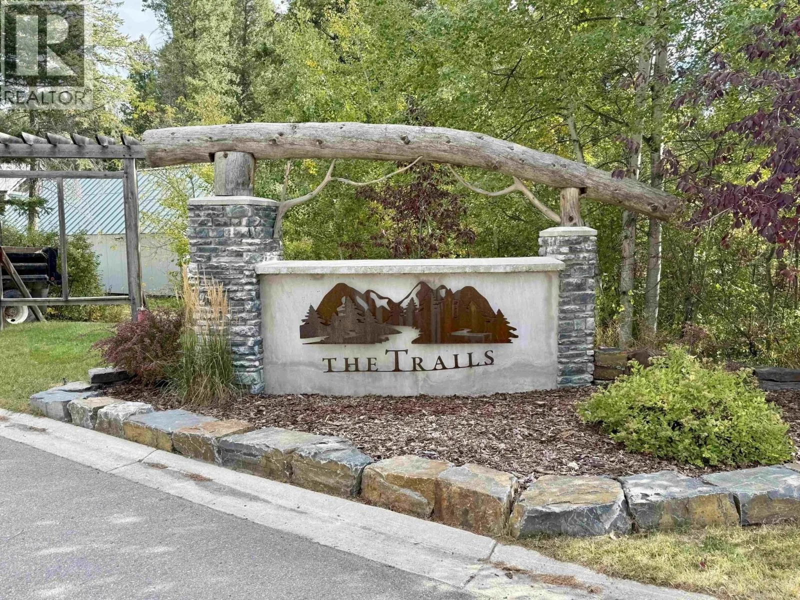 1938 Foxwood Trail Unit# 9