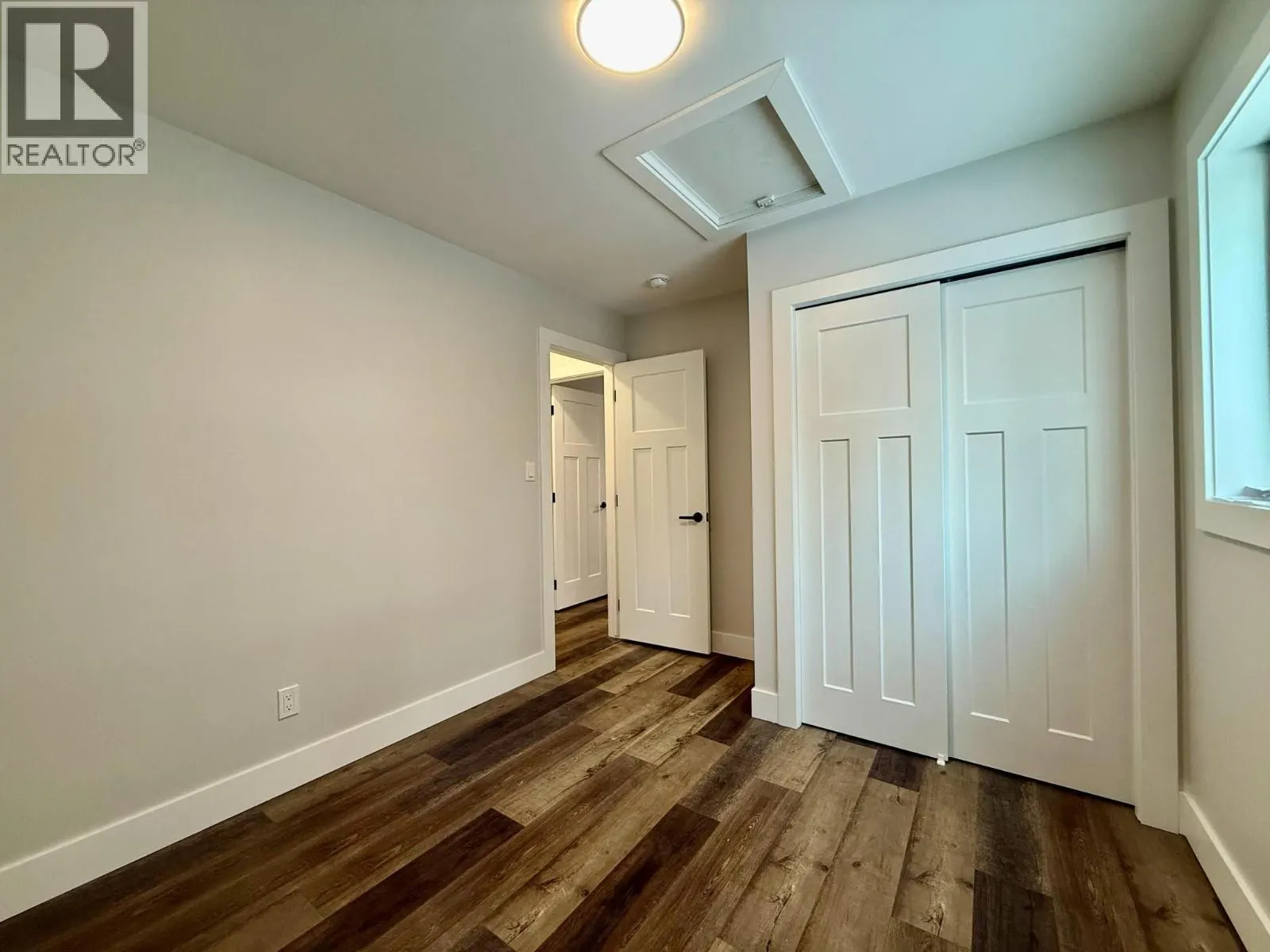 1938 Foxwood Trail Unit# 9