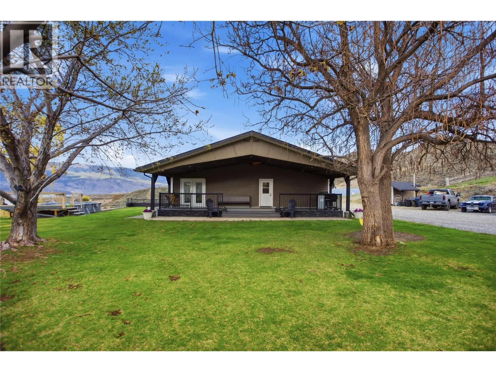 6998 Vista Drive