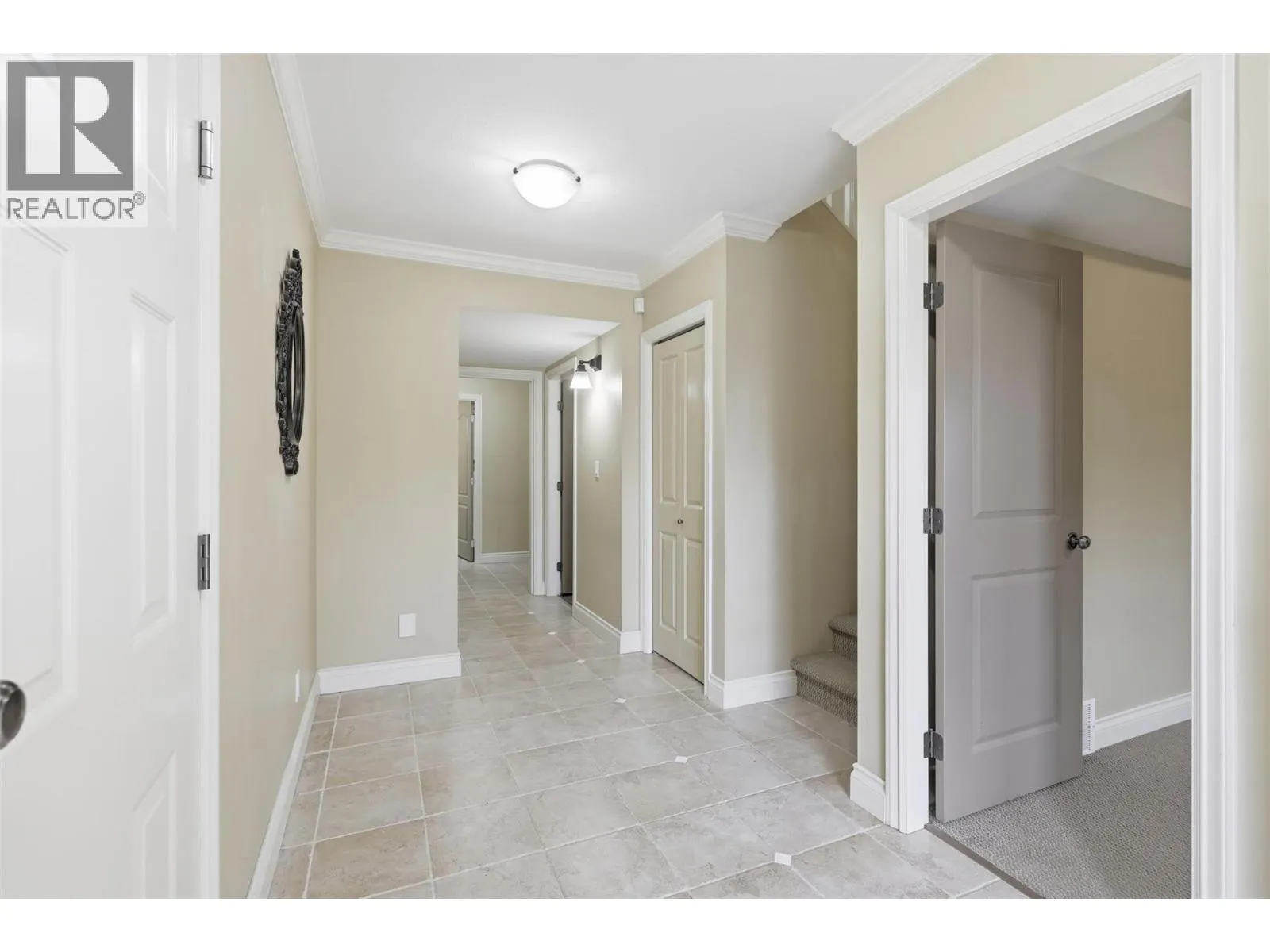 1055 ABERDEEN Drive Unit# 30