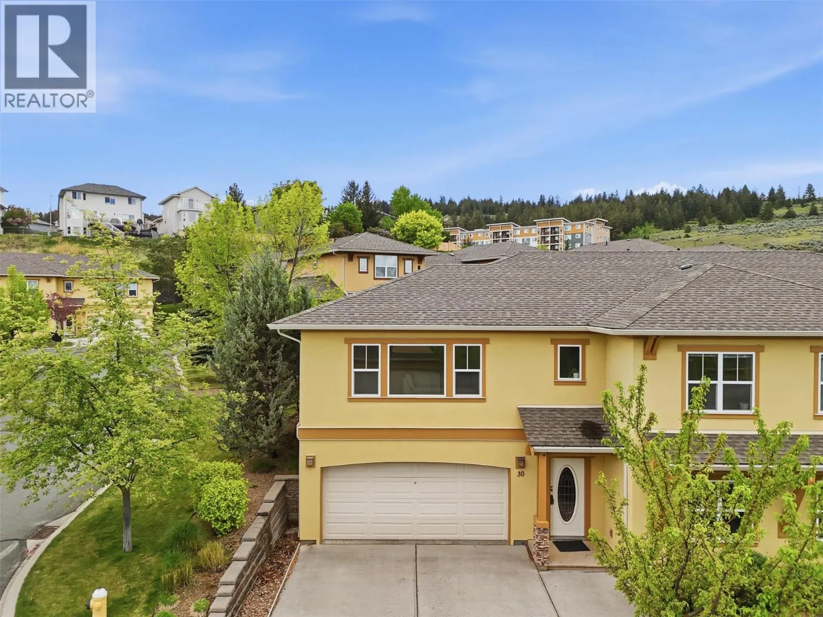1055 ABERDEEN Drive Unit# 30