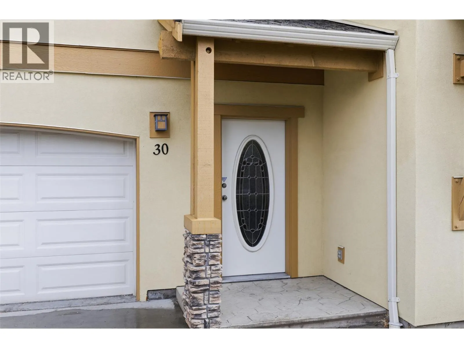 1055 ABERDEEN Drive Unit# 30
