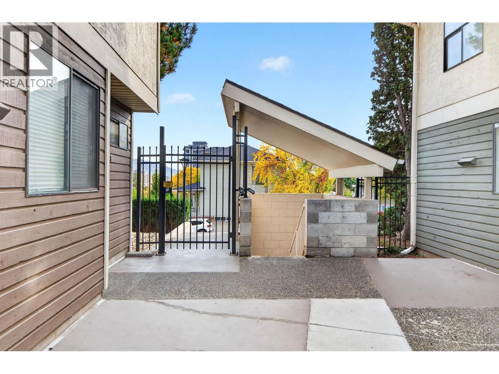 145 NICOLA Street Unit# 41