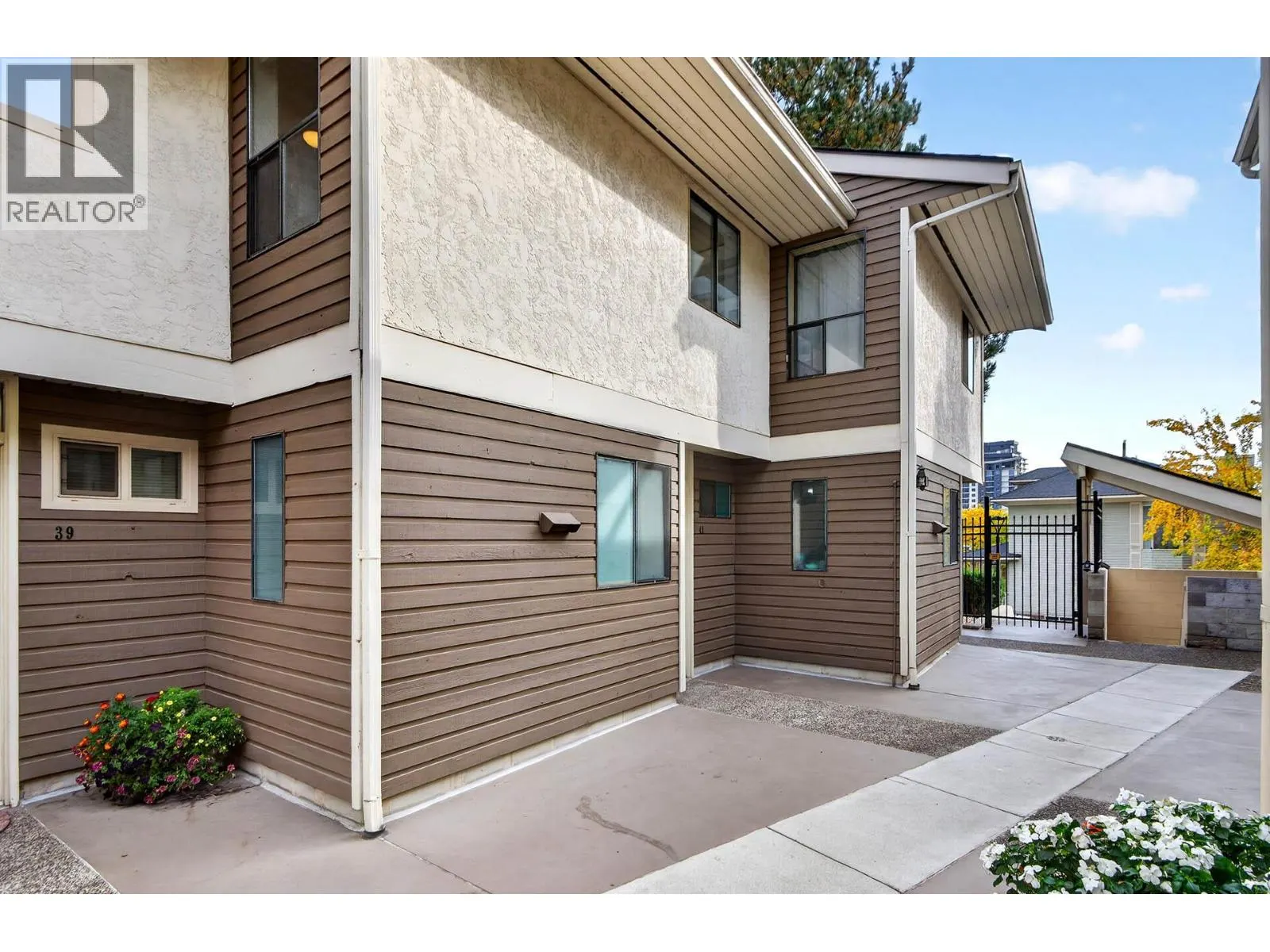 145 NICOLA Street Unit# 41