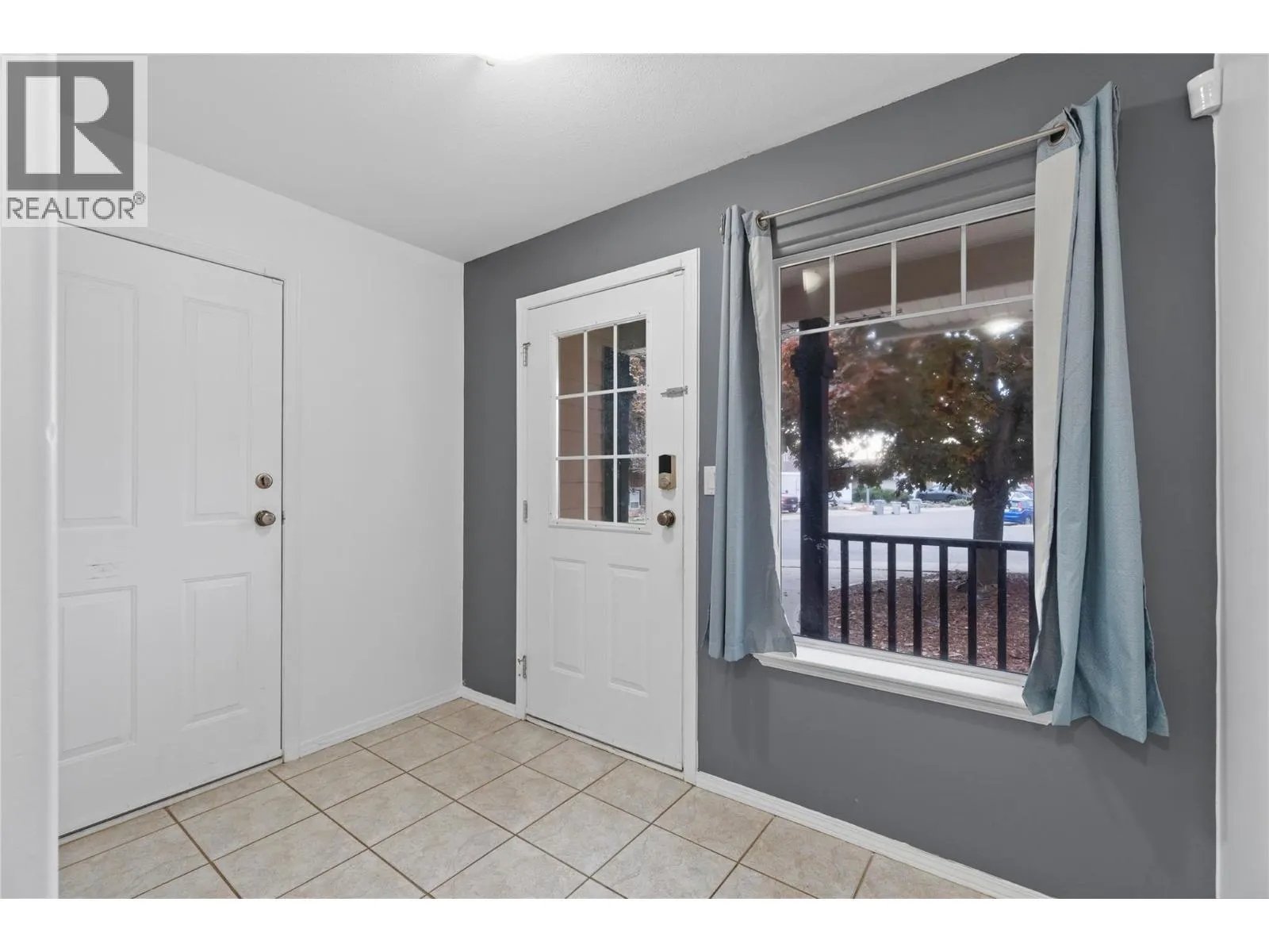 1198 Raven Drive