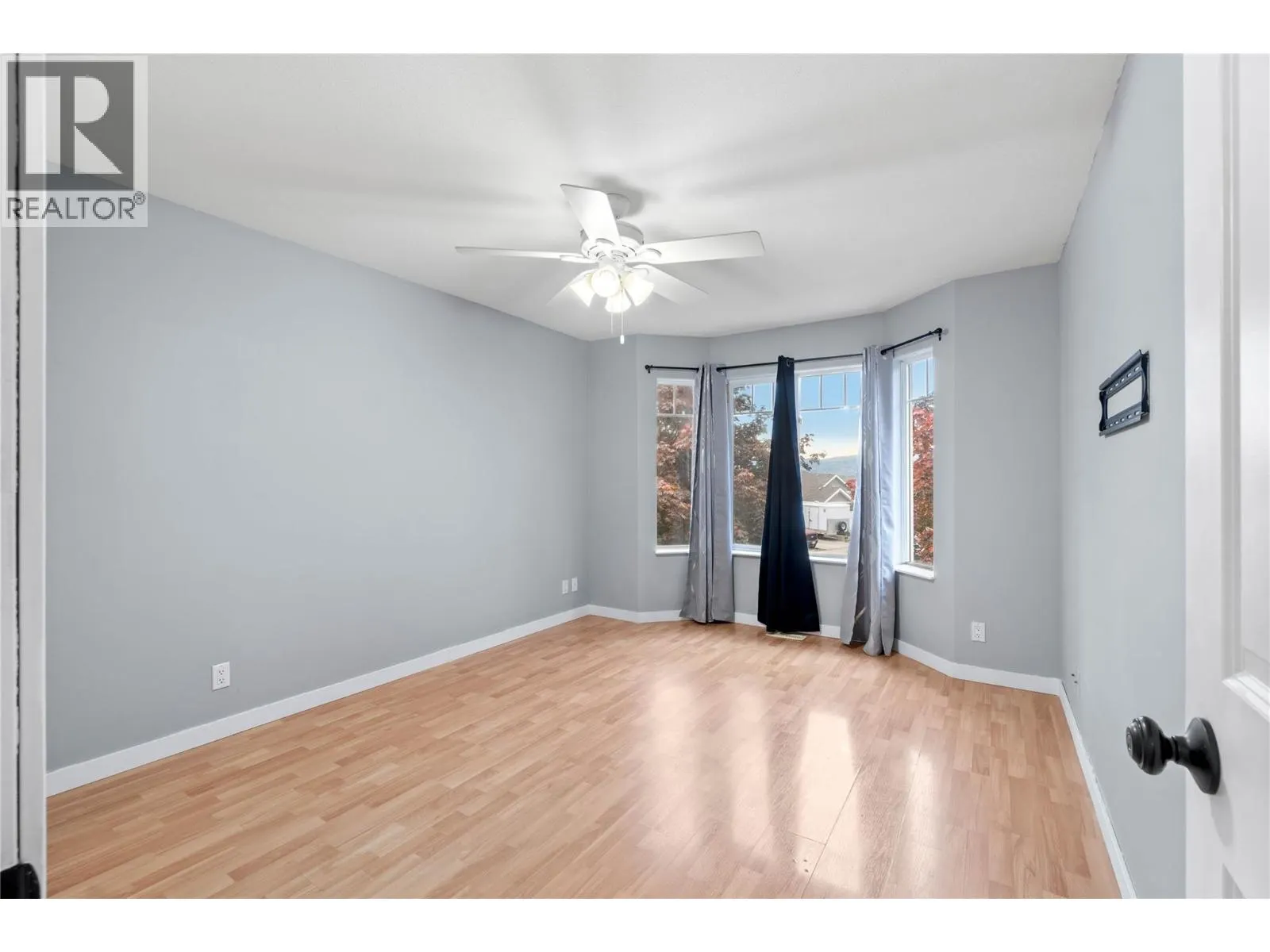 1198 Raven Drive