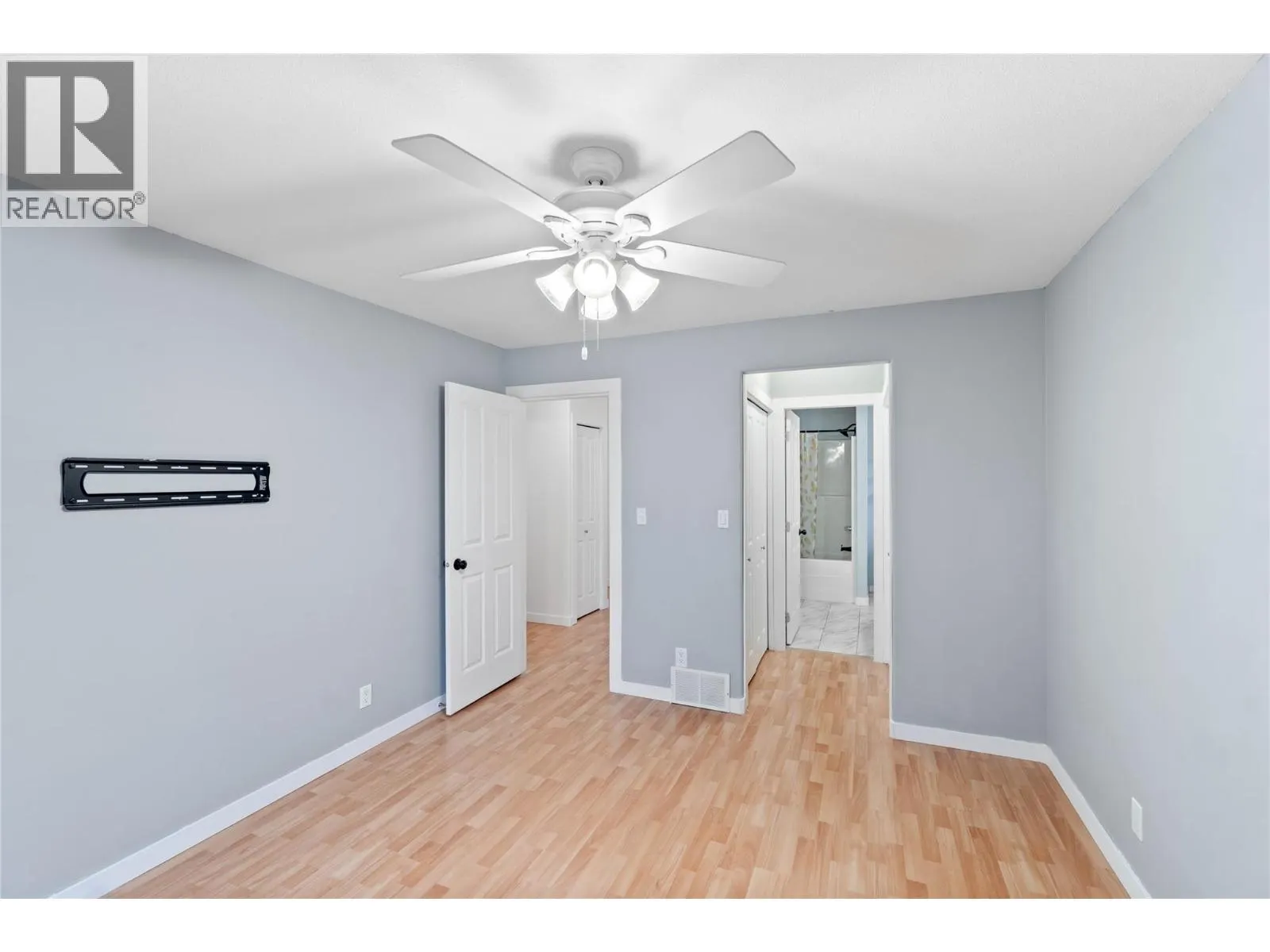 1198 Raven Drive