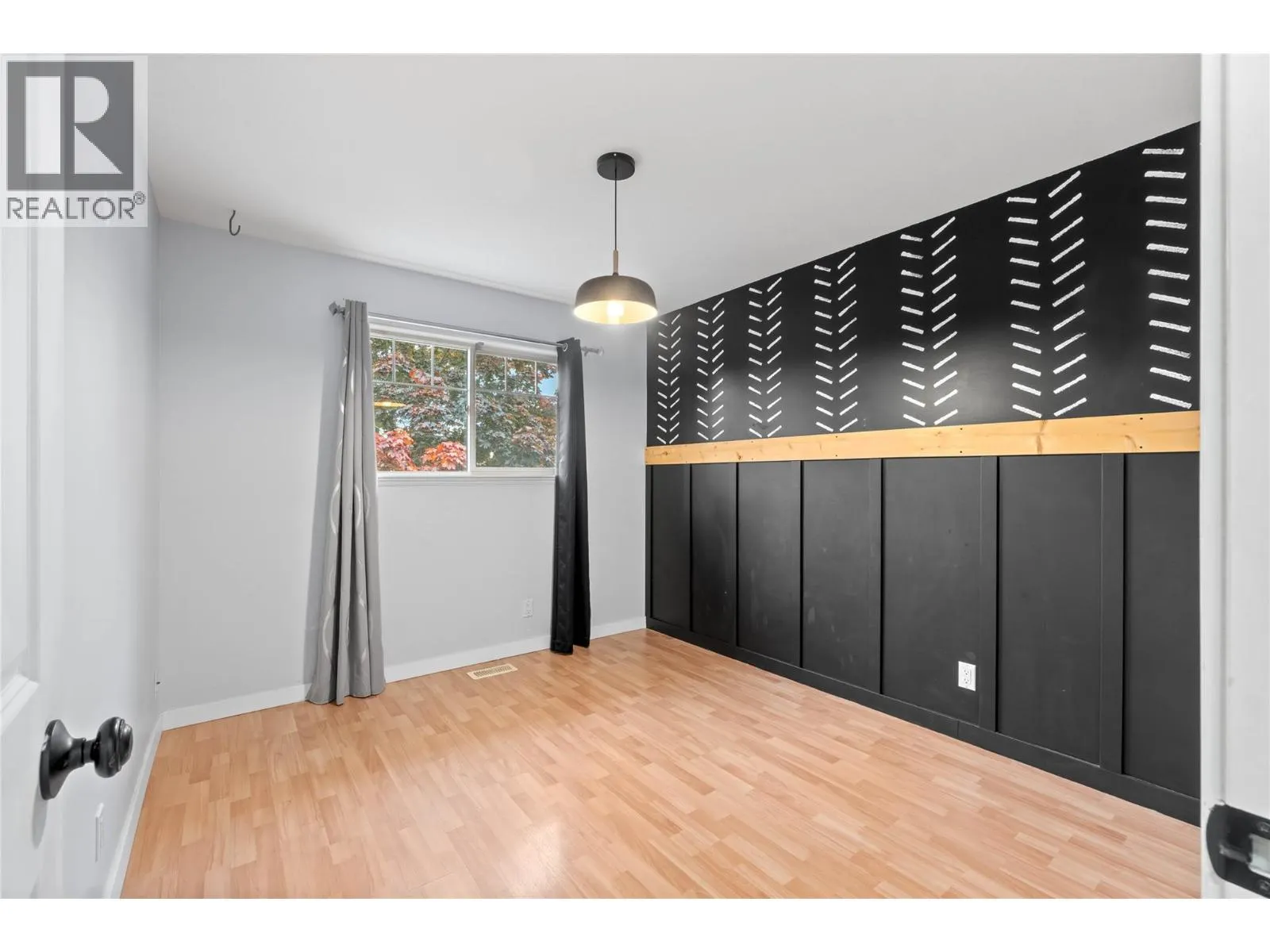 1198 Raven Drive