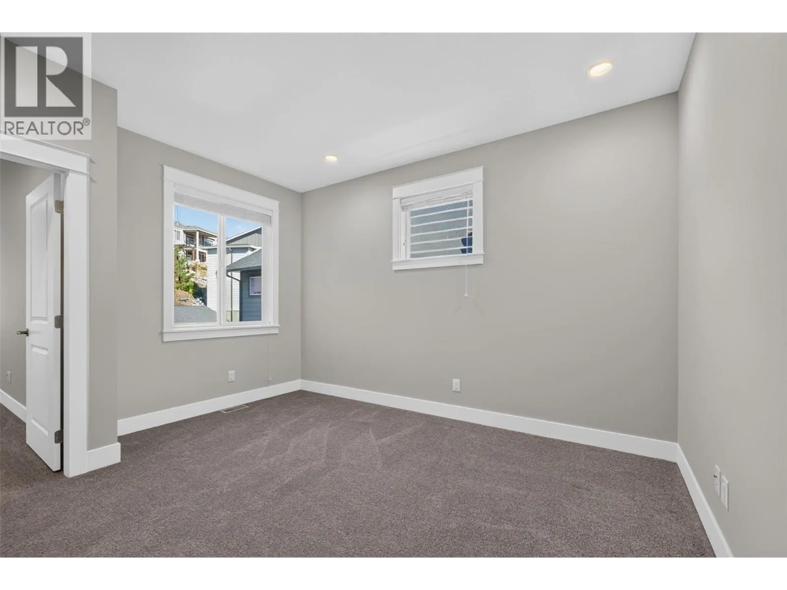 12840 Stillwater Court Unit# 11