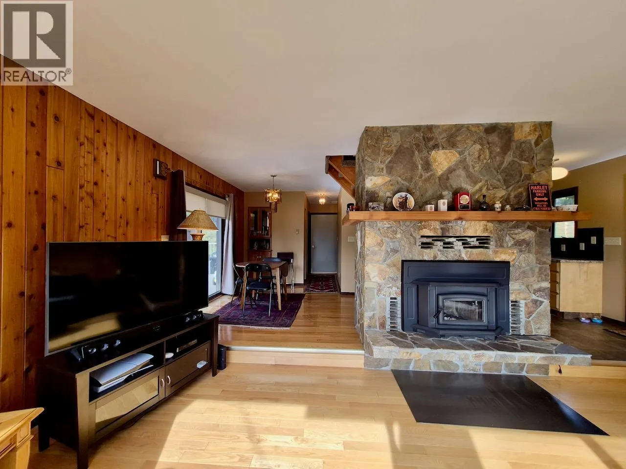 3831 AARON Road
