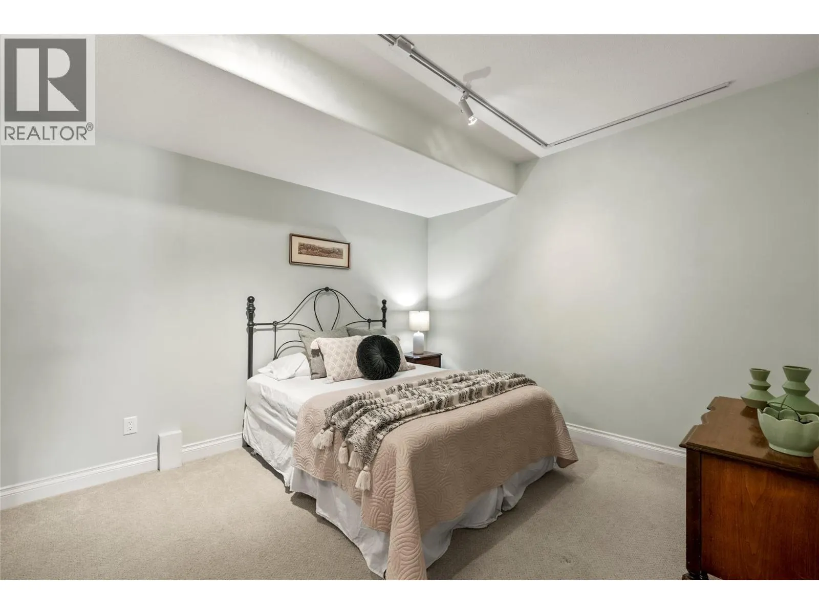 2212 Ta Lana Trail