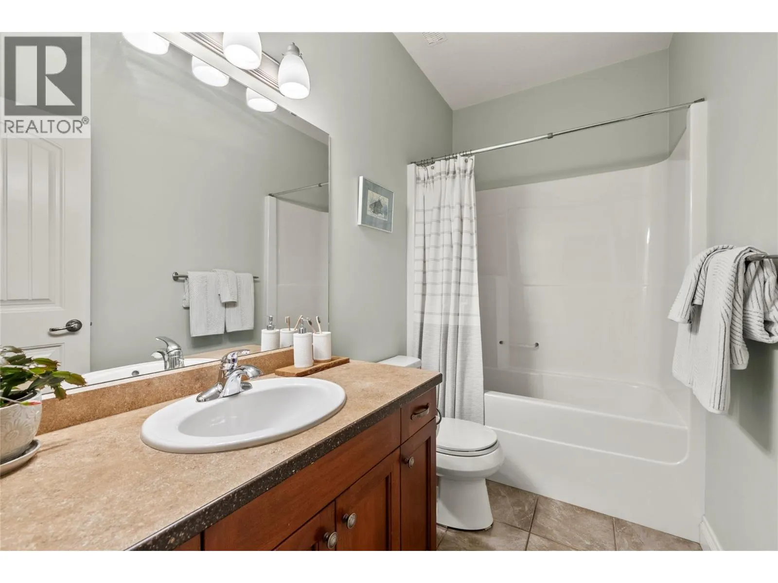 2212 Ta Lana Trail