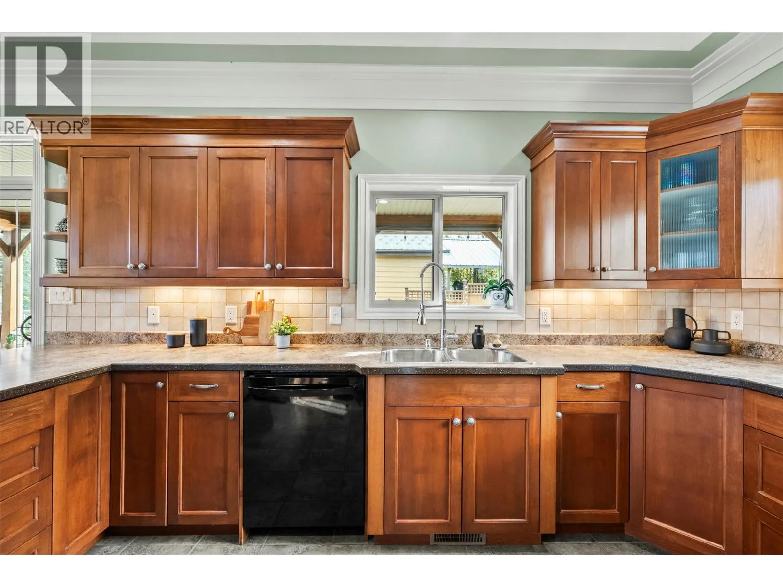 2212 Ta Lana Trail