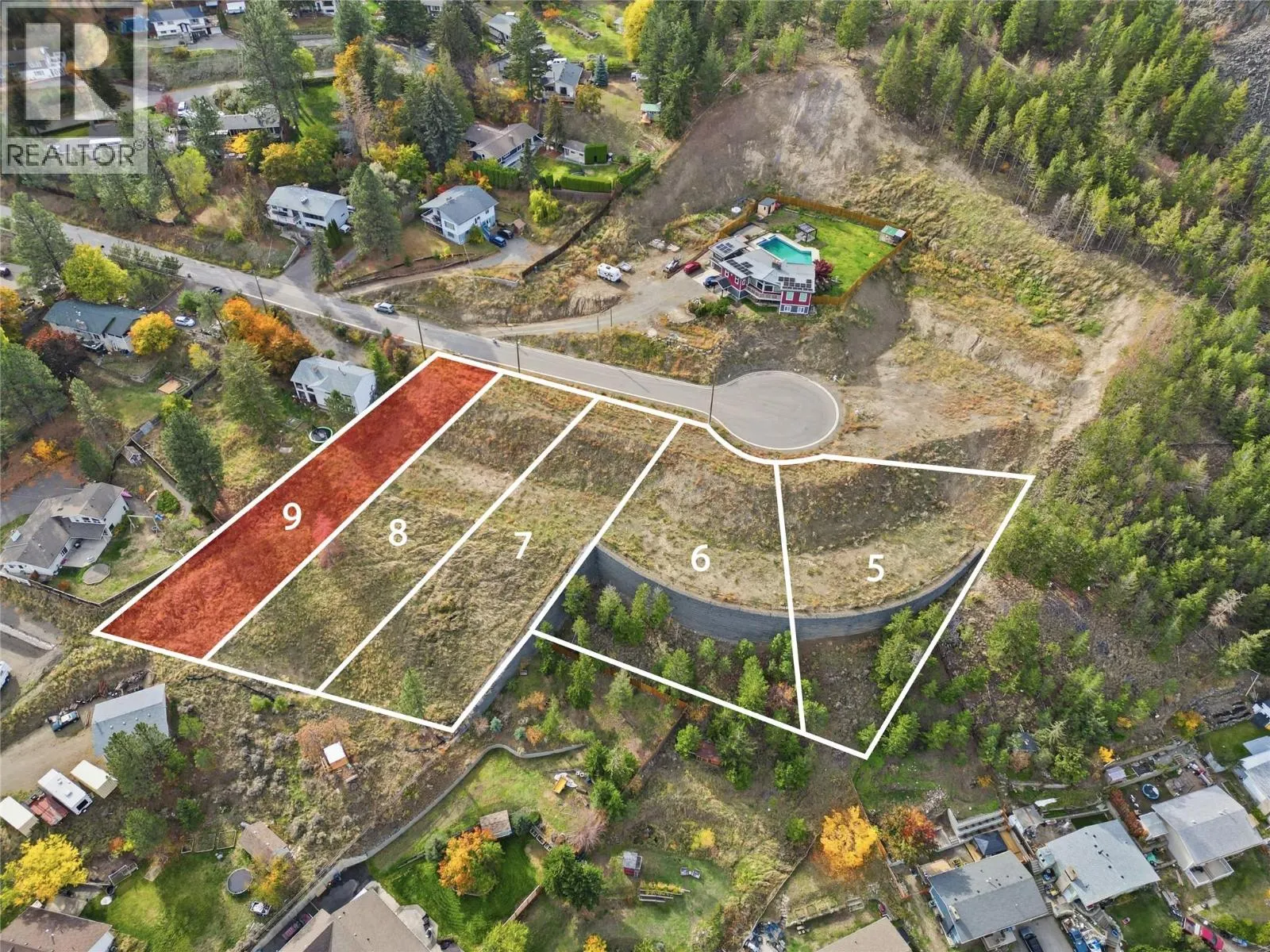 1186 CRESTWOOD Drive