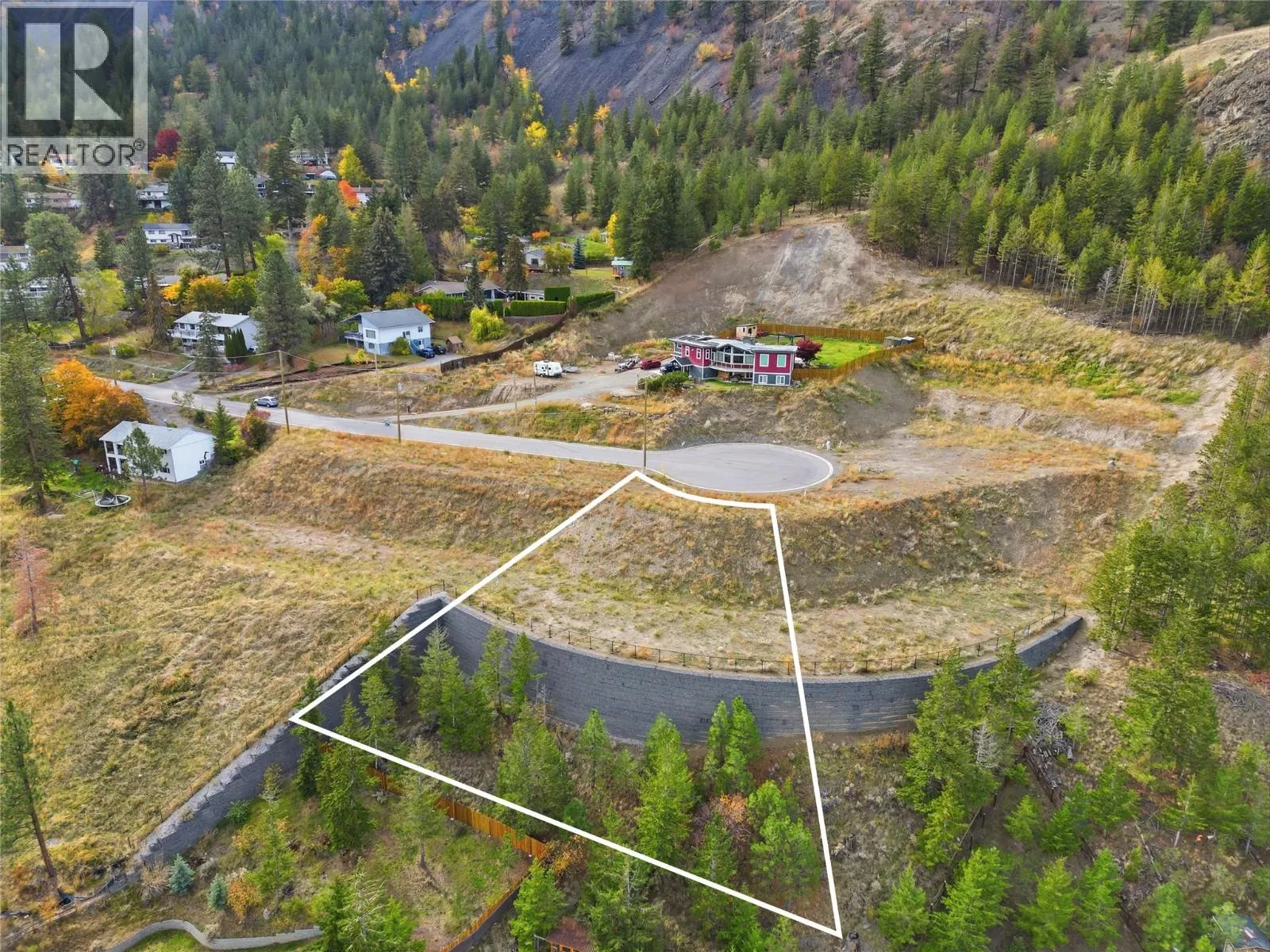 1142 CRESTWOOD Drive