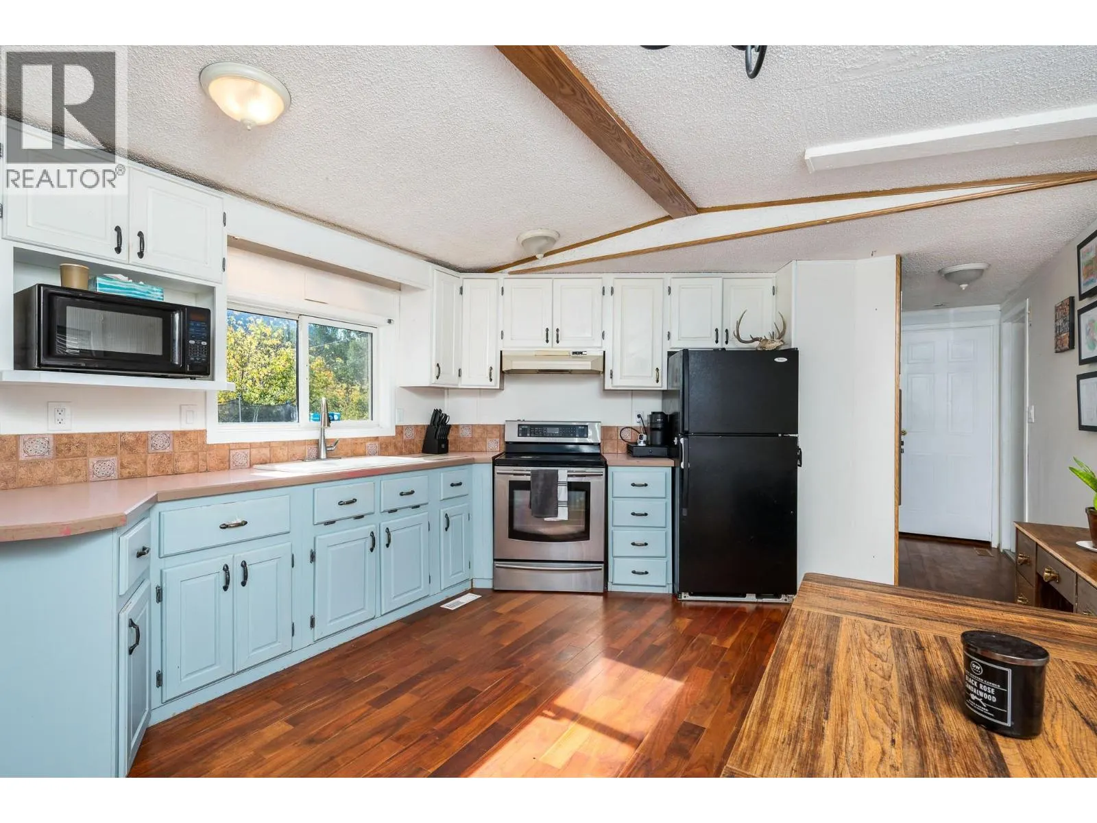 5846 Jen Sherri Place