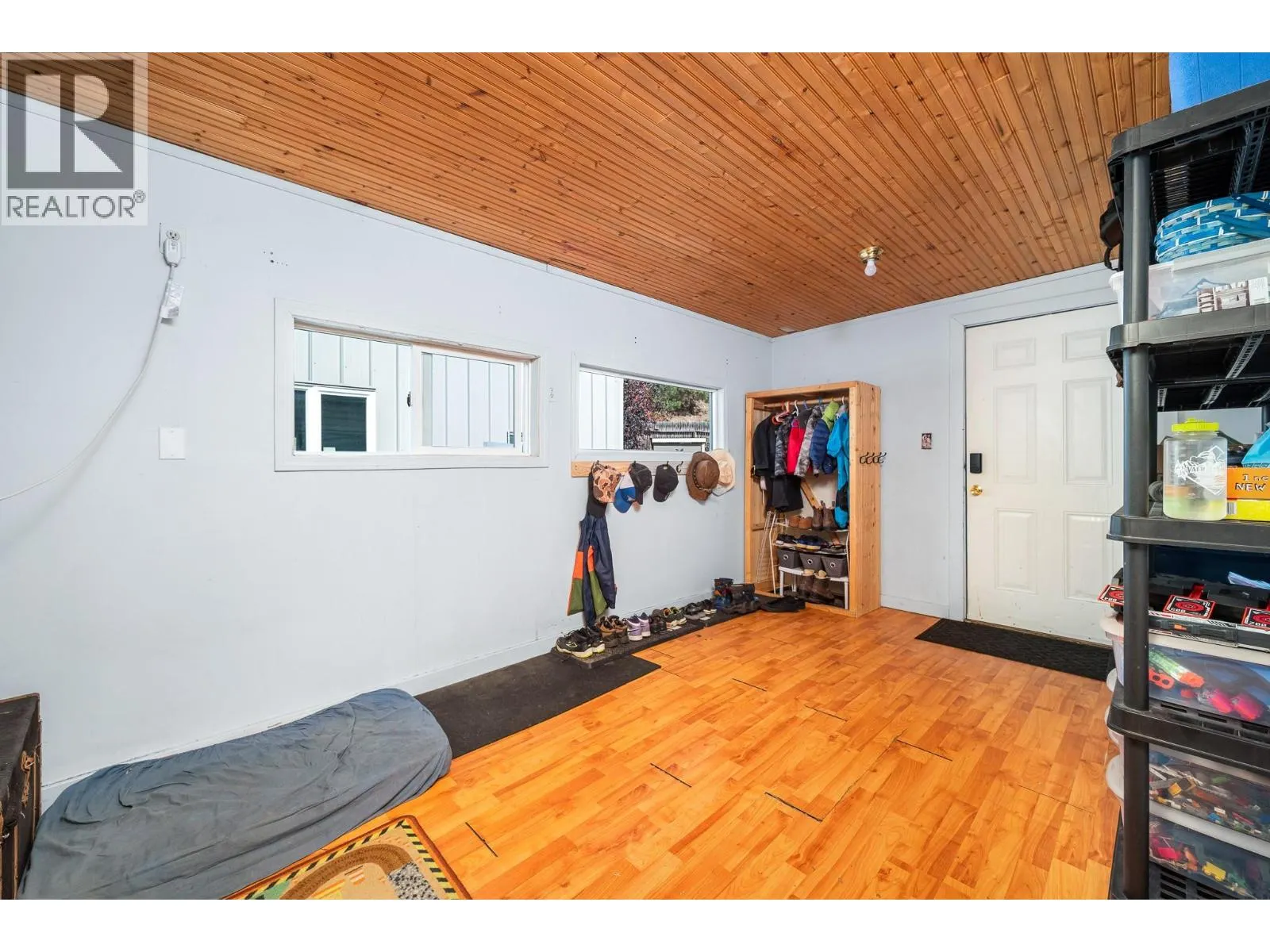 5846 Jen Sherri Place