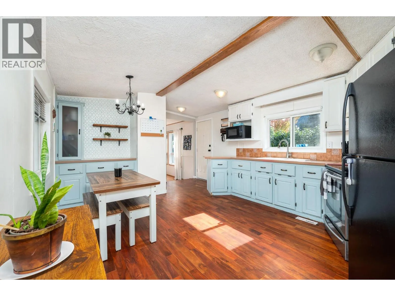 5846 Jen Sherri Place