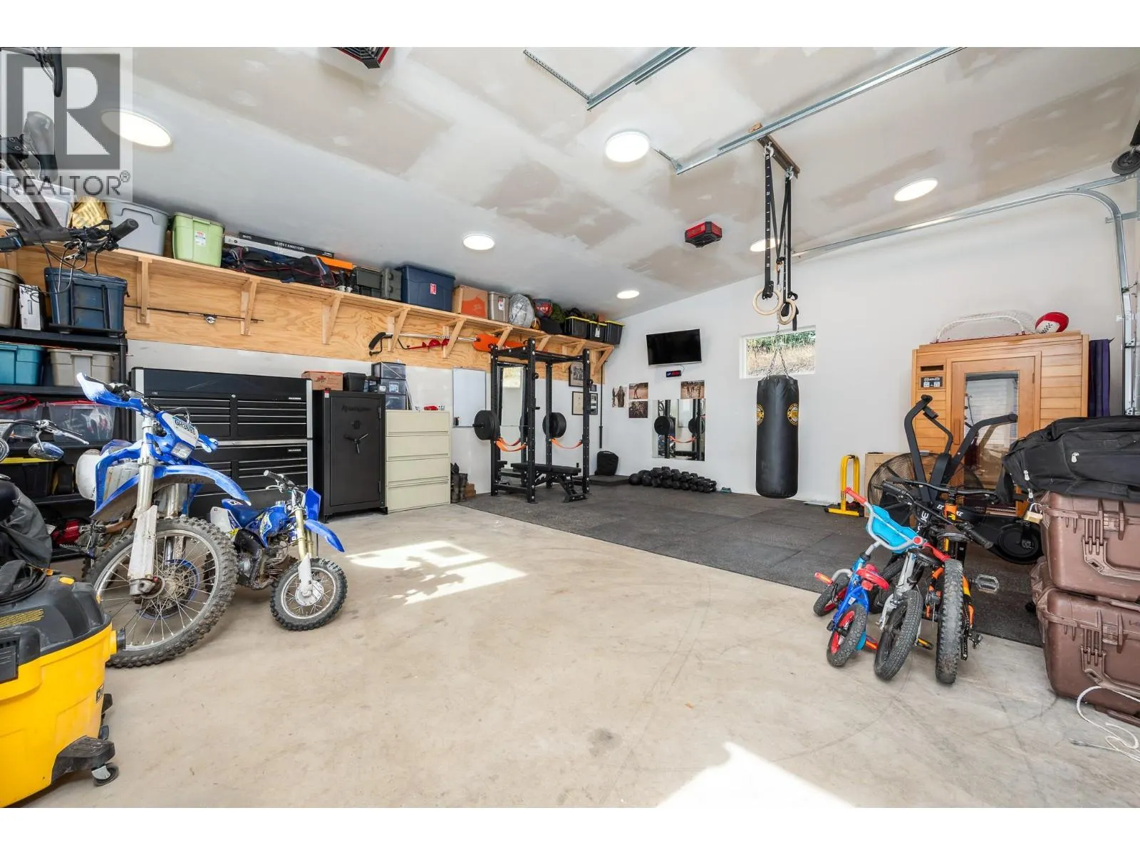 5846 Jen Sherri Place
