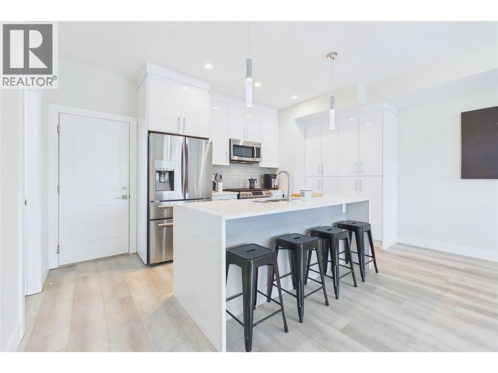 115 Wyndham Crescent Unit# 7