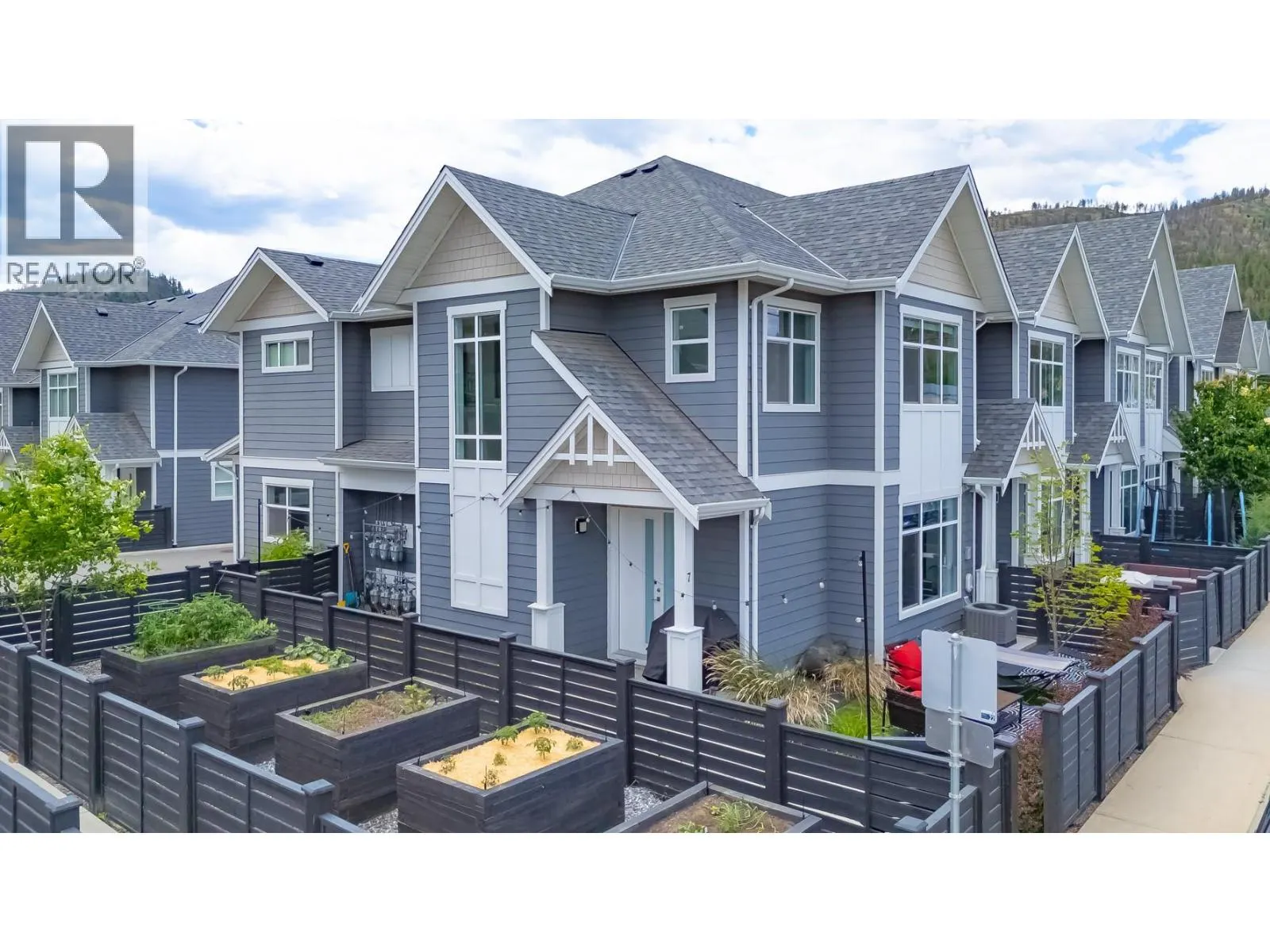 115 Wyndham Crescent Unit# 7