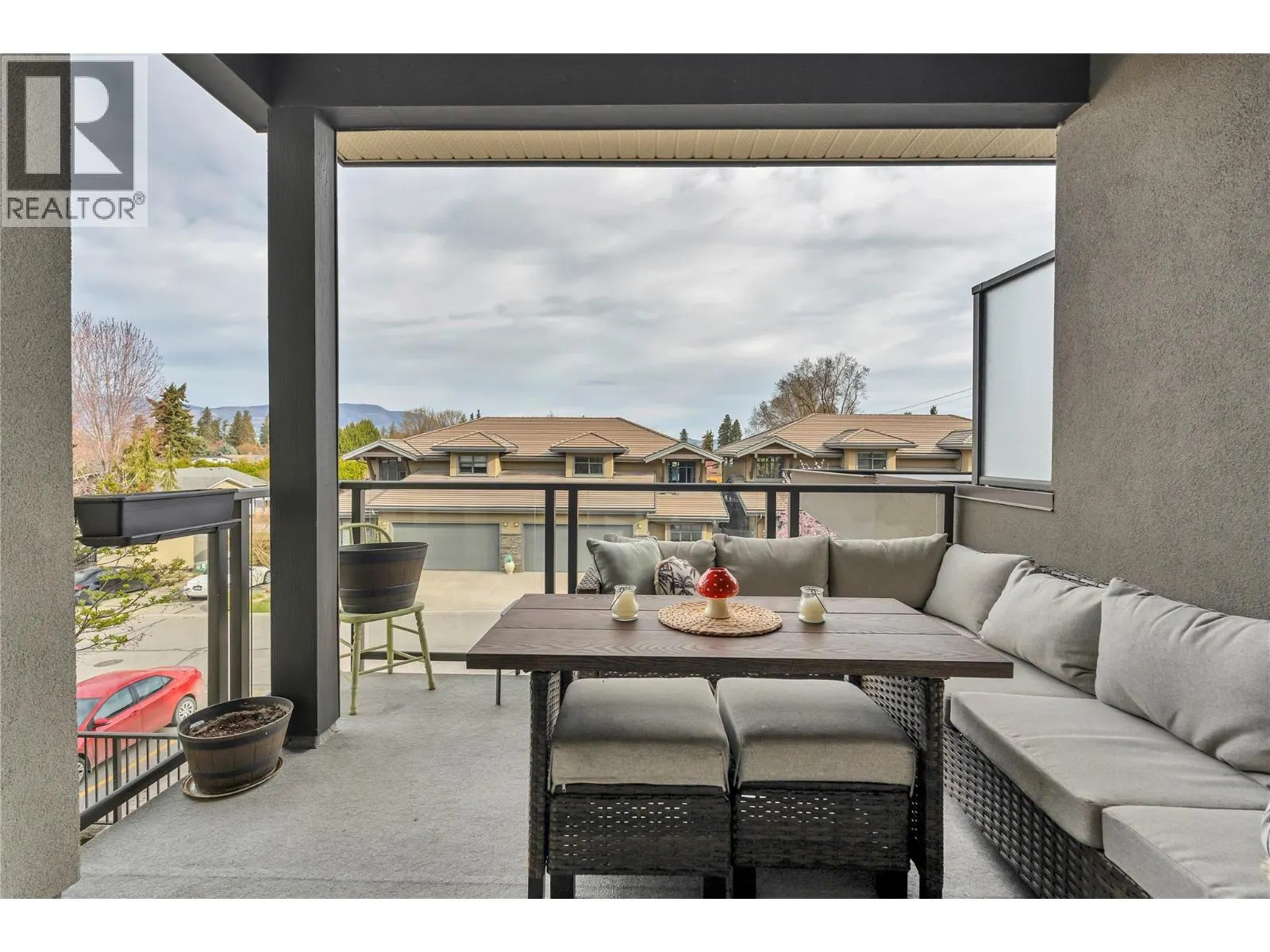 4380 Lakeshore Road Unit# 210