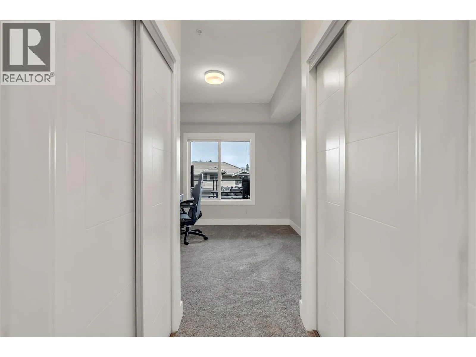 4380 Lakeshore Road Unit# 210