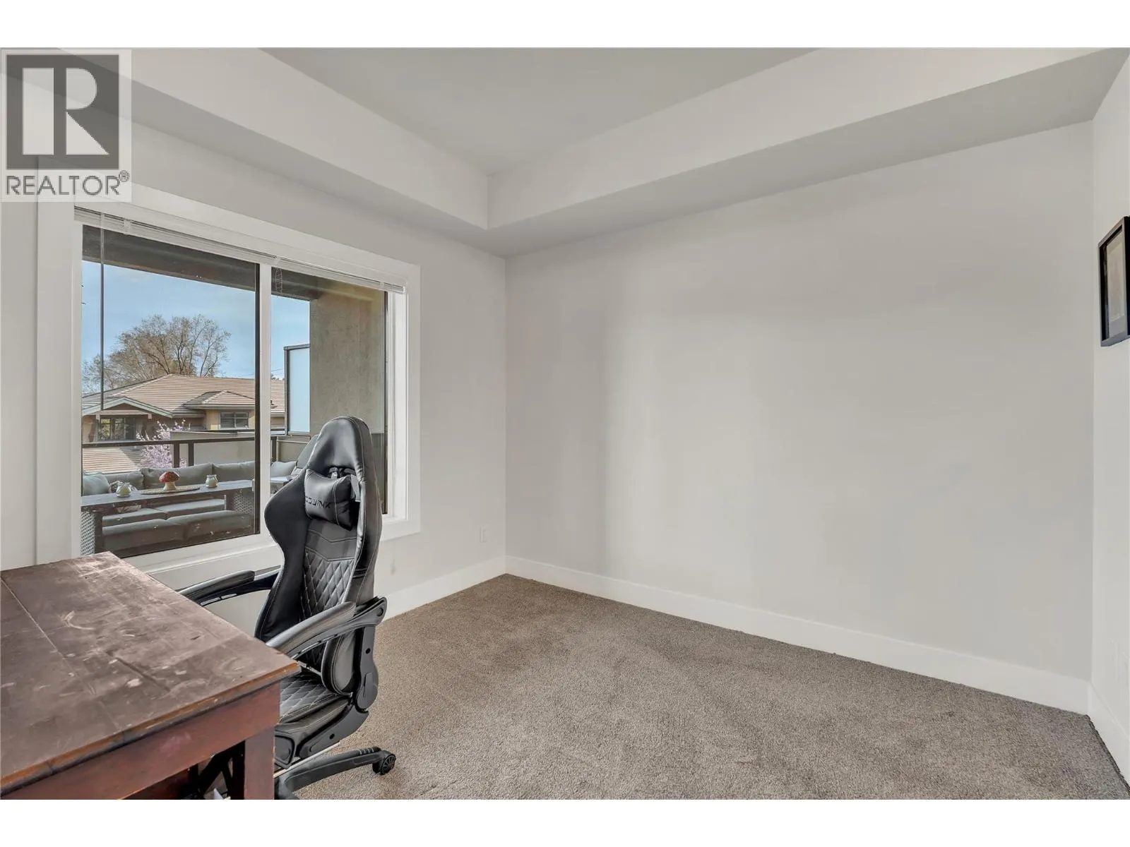 4380 Lakeshore Road Unit# 210