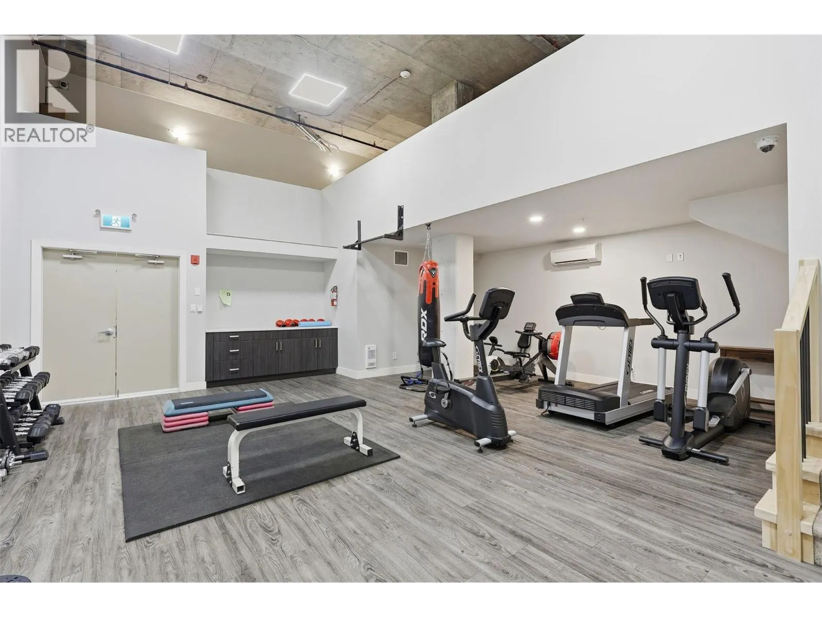 5170 DALLAS Drive Unit# 522