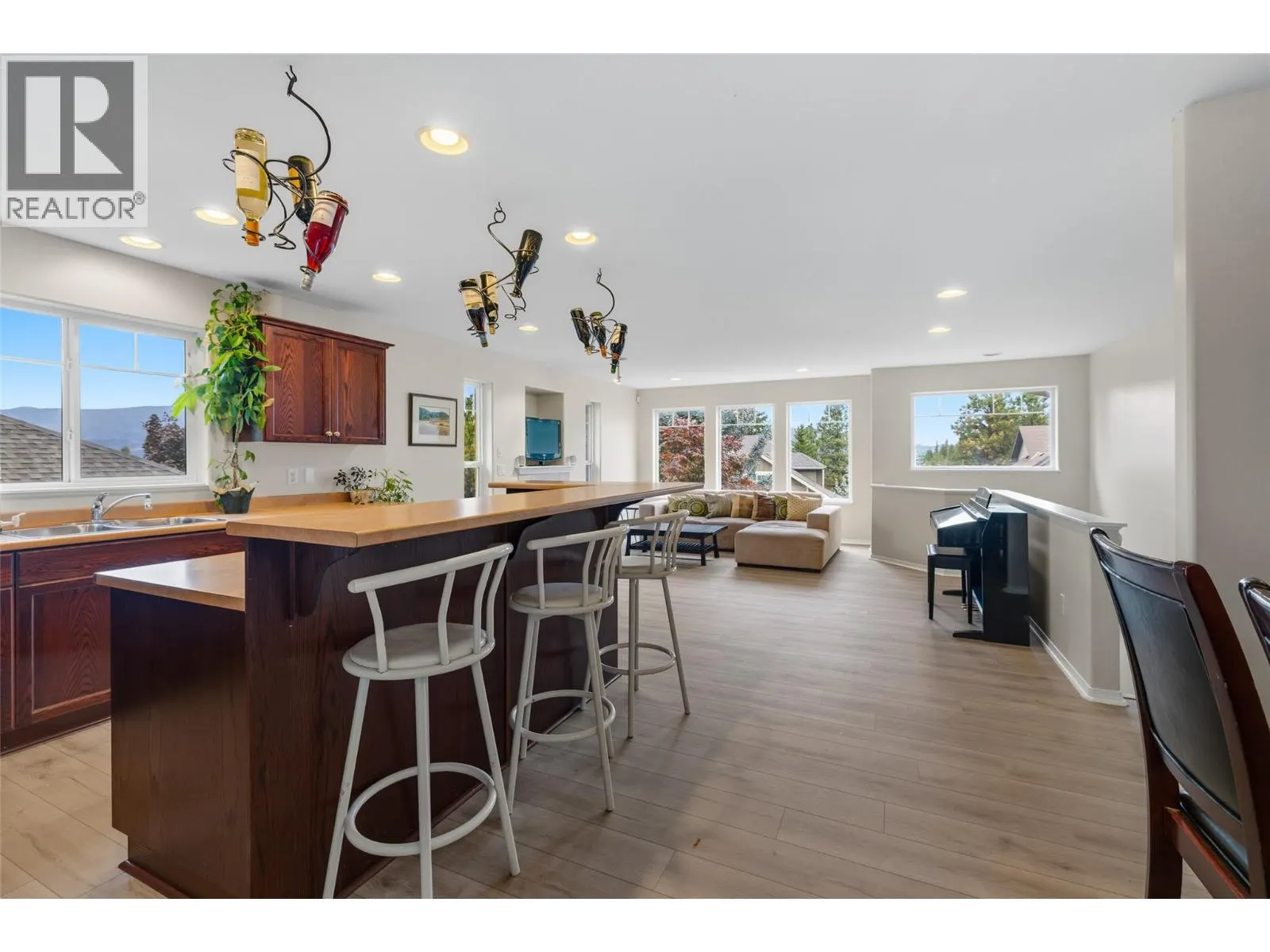 2145 Chilcotin Crescent