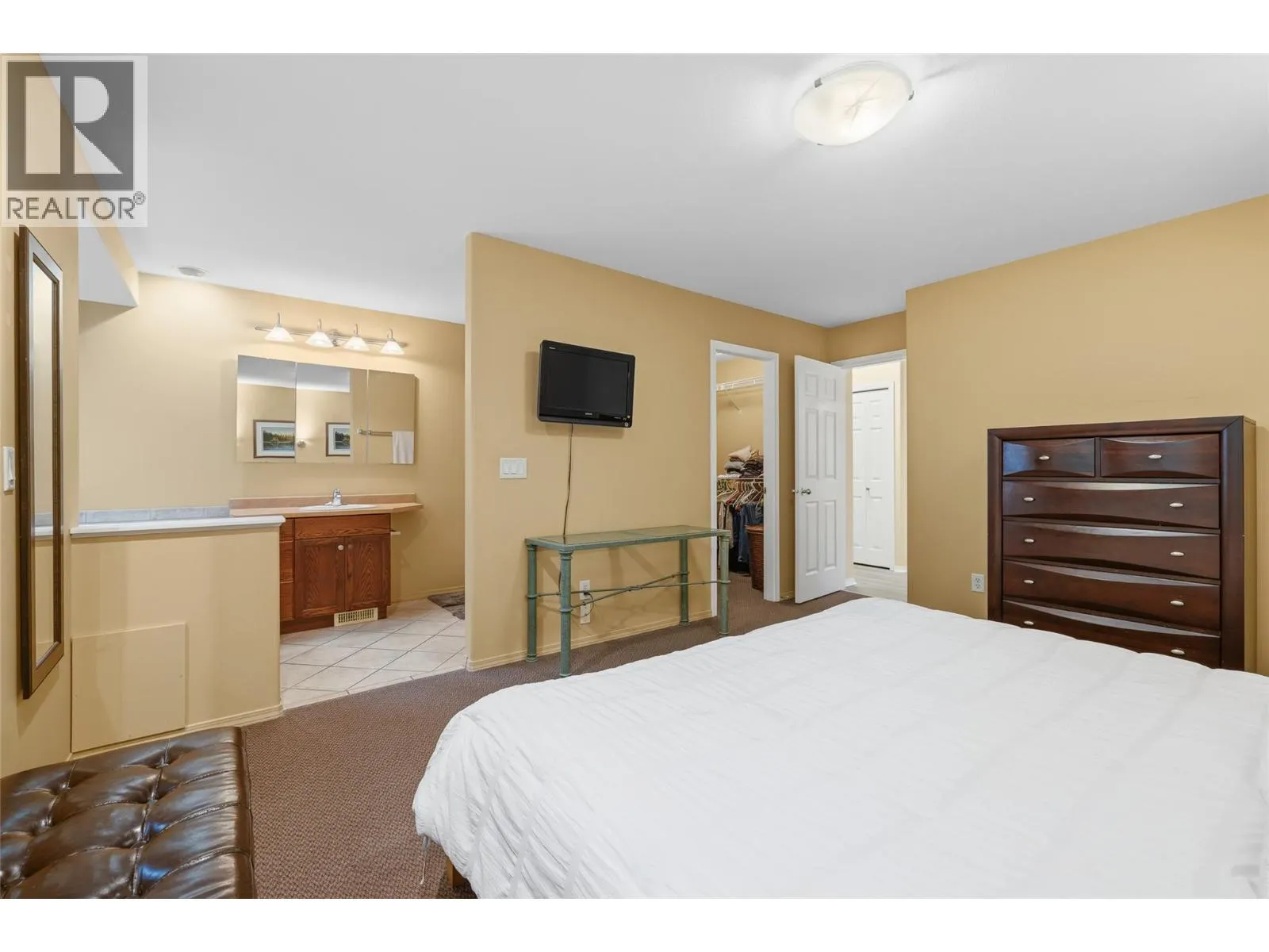 2145 Chilcotin Crescent