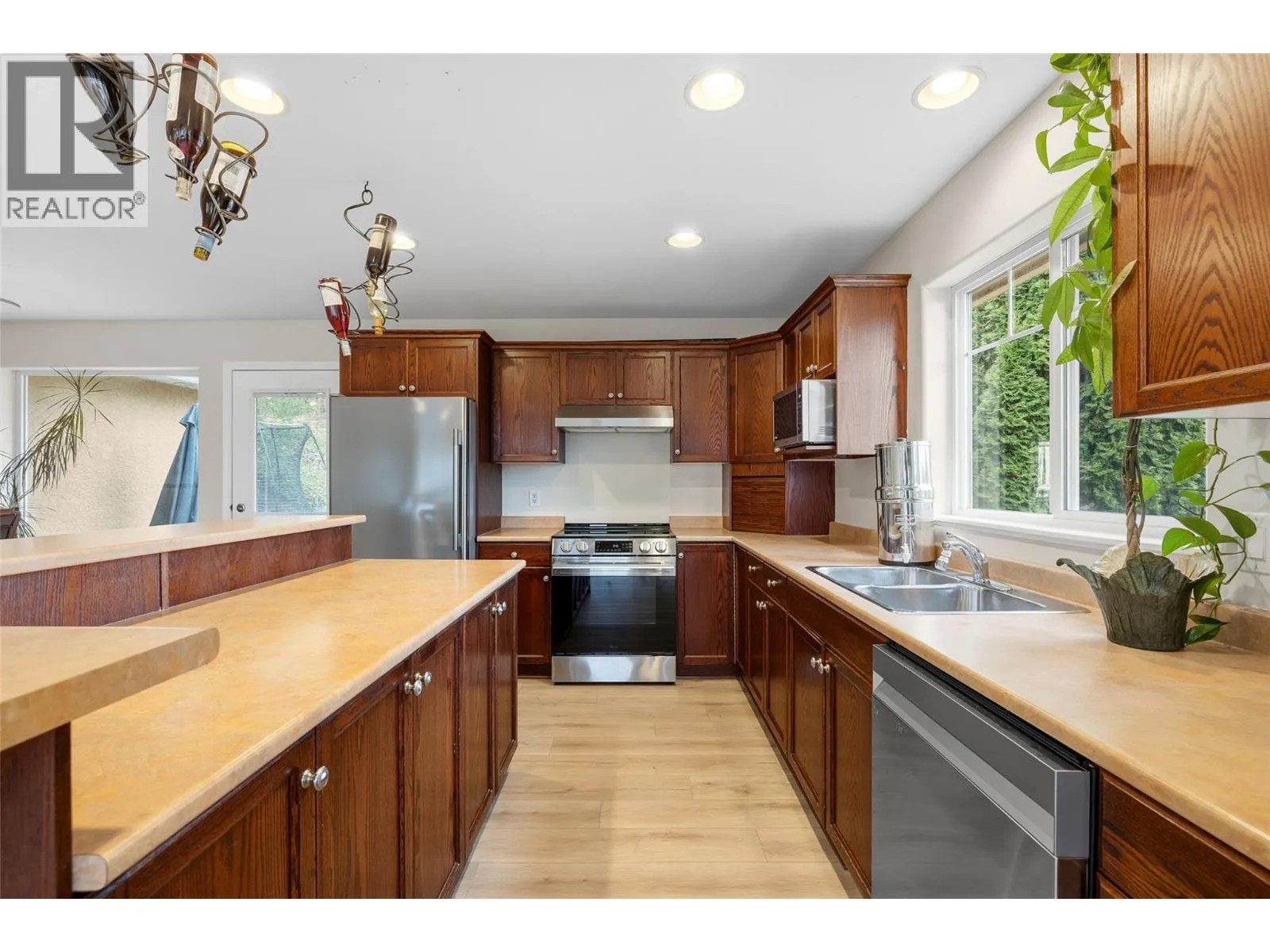 2145 Chilcotin Crescent