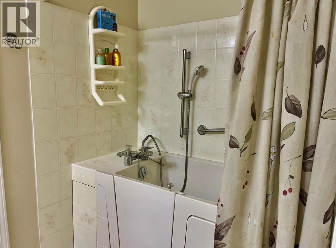 3900 27 Avenue Unit# 74