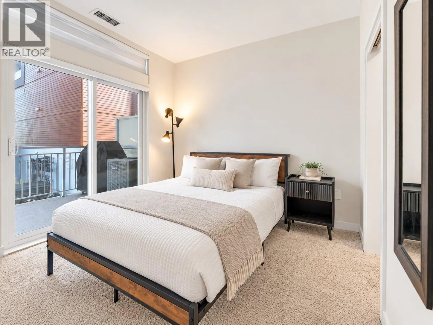 13417 Lakeshore Drive Unit# 113