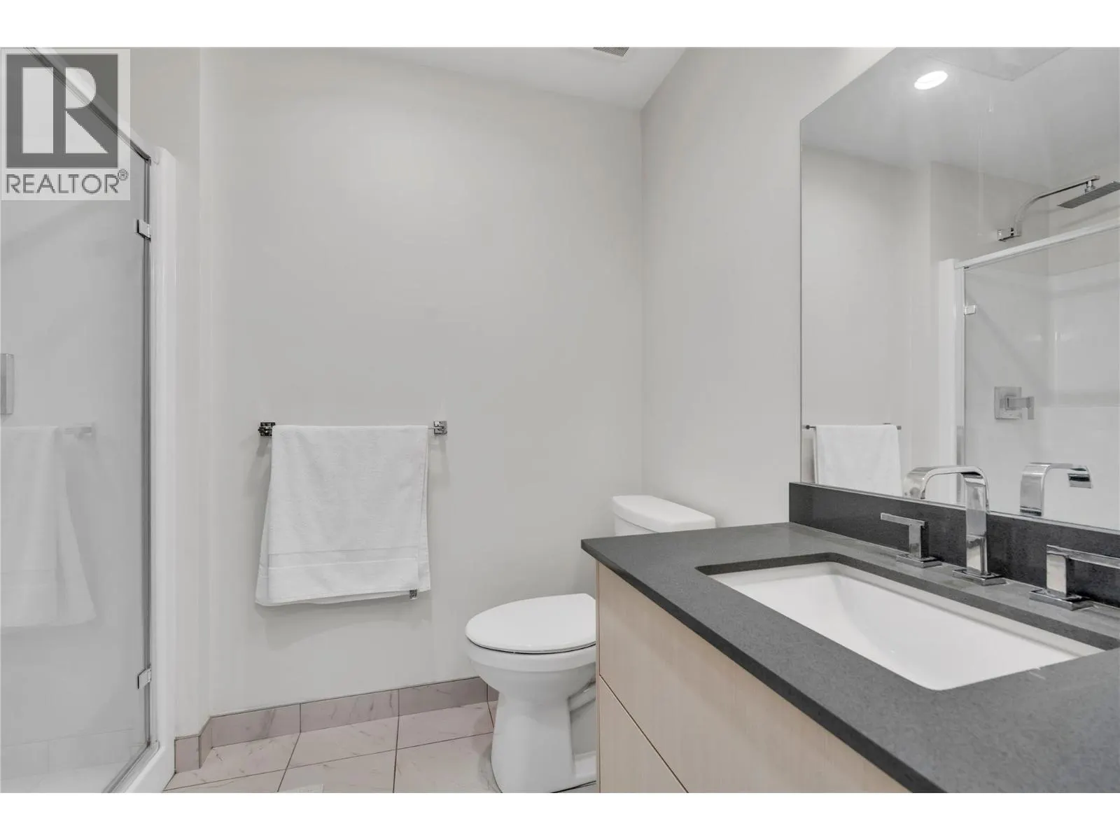 13417 Lakeshore Drive Unit# 113