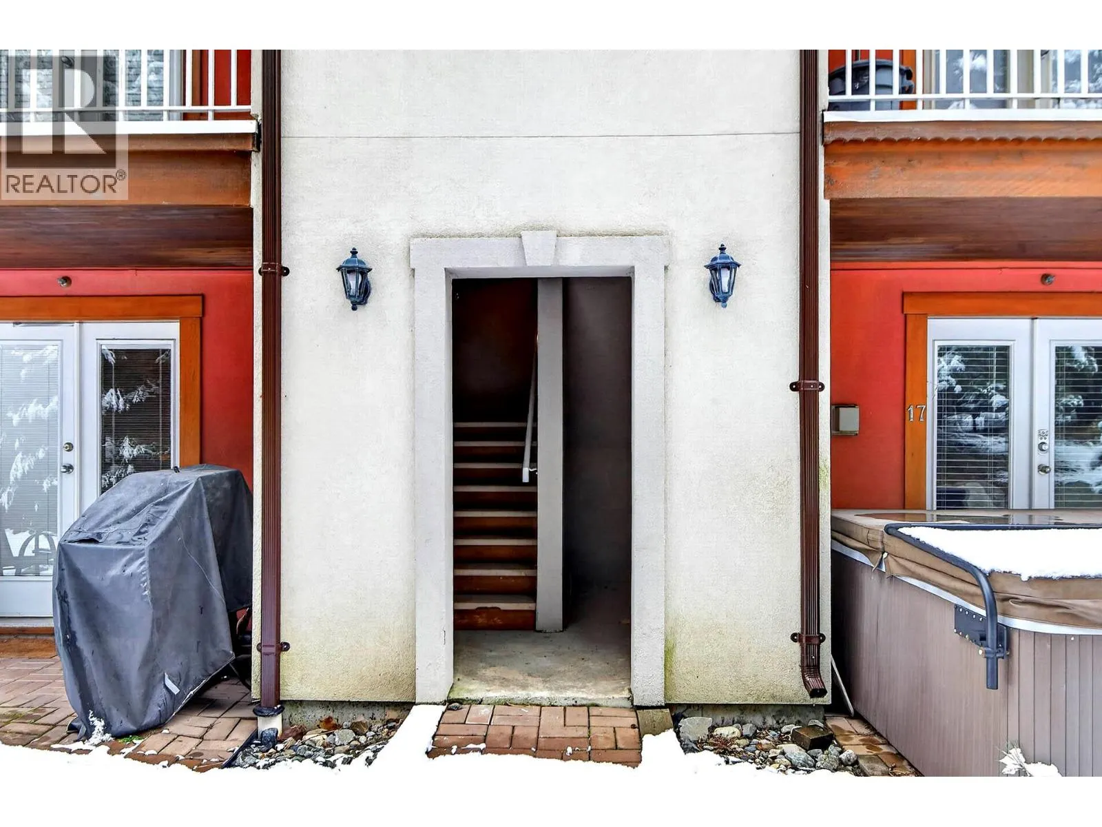 3300 Village Place Unit# 19