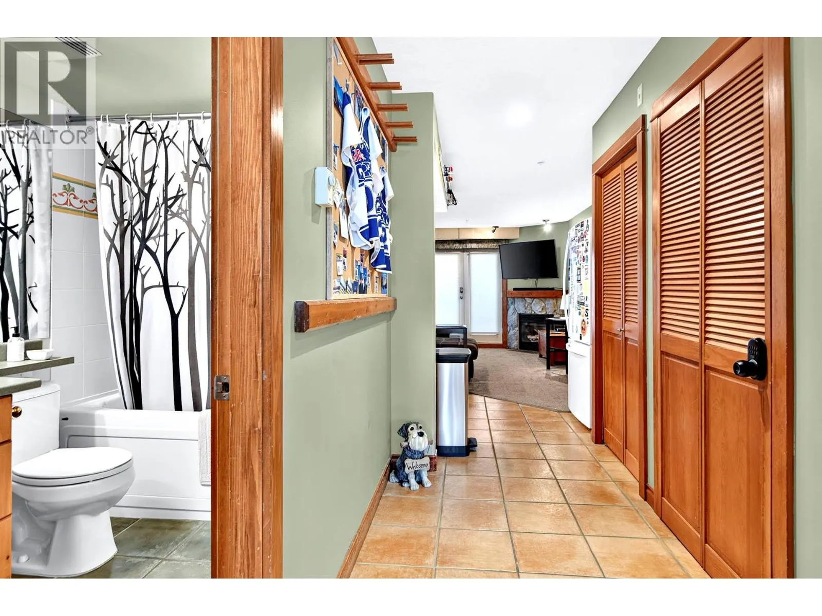 3300 Village Place Unit# 19
