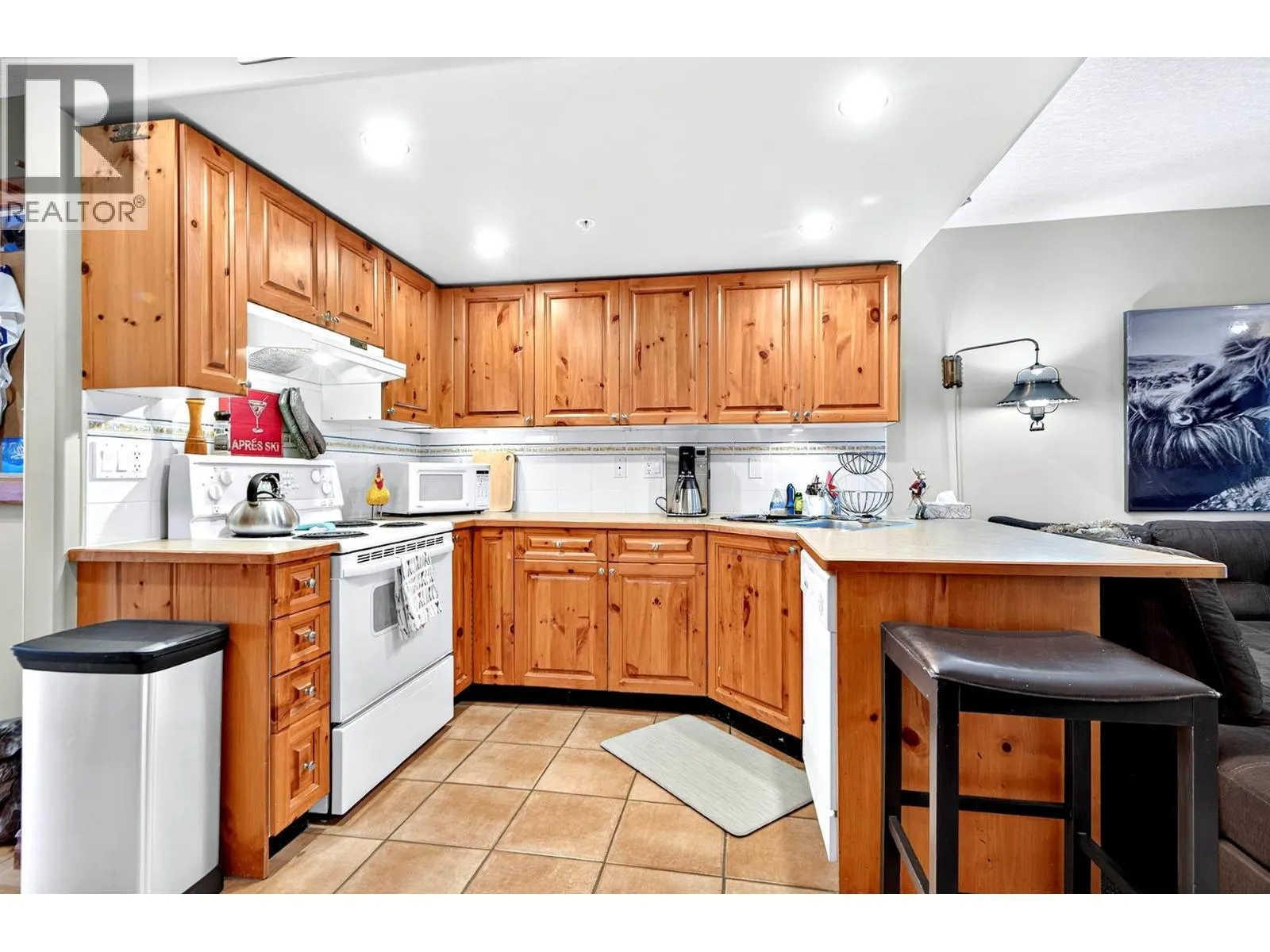 3300 Village Place Unit# 19