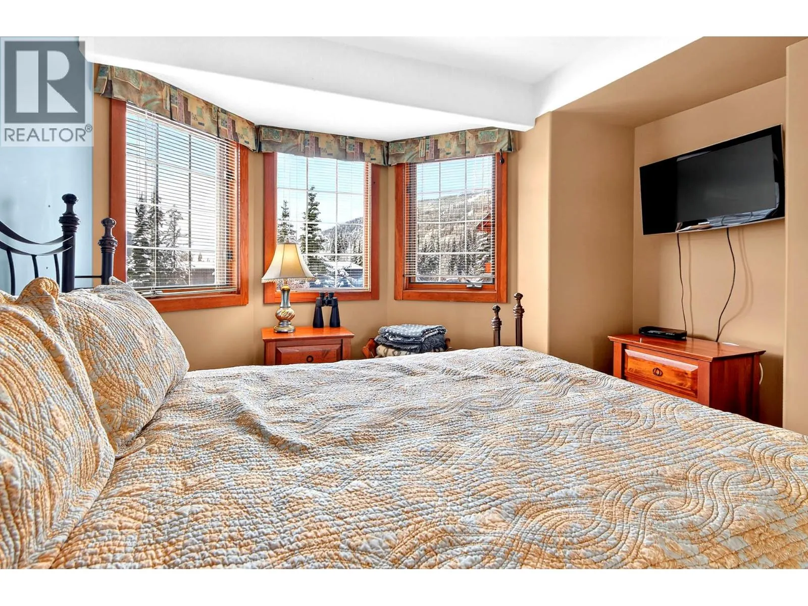 3300 Village Place Unit# 19