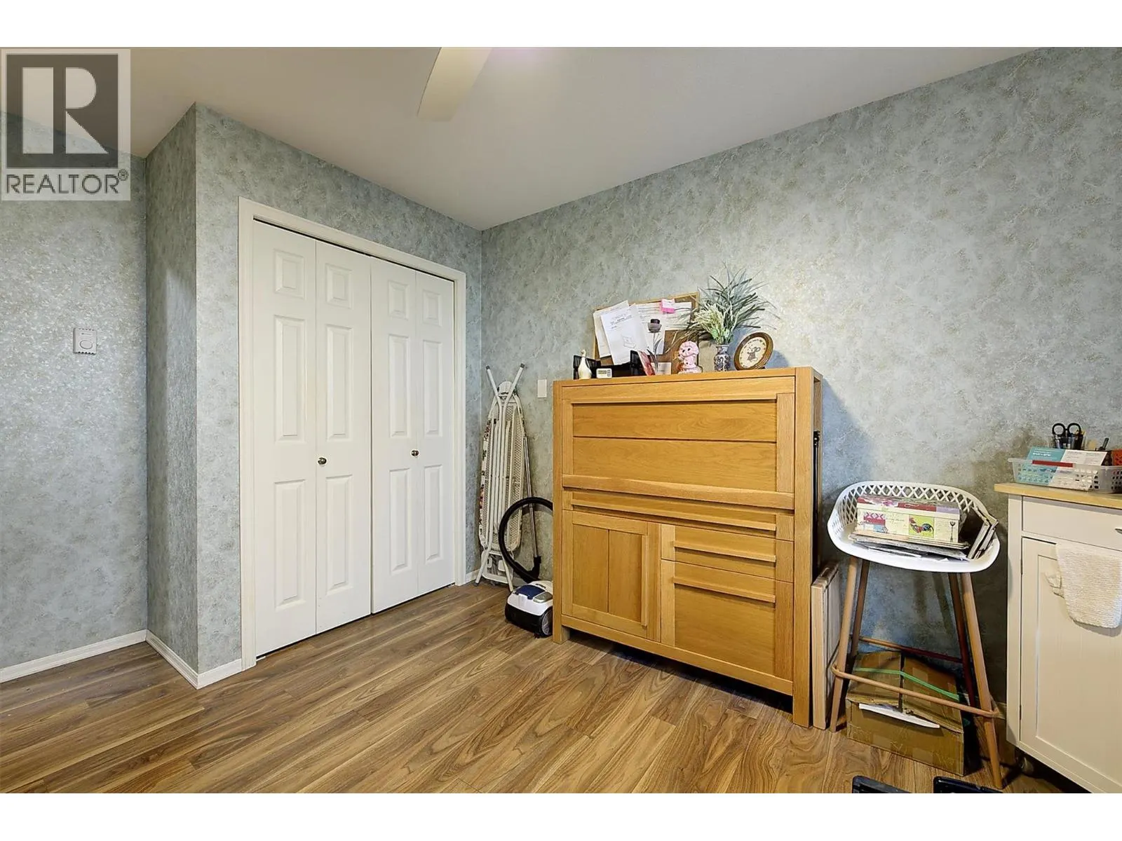 3283 Casorso Road Unit# 108