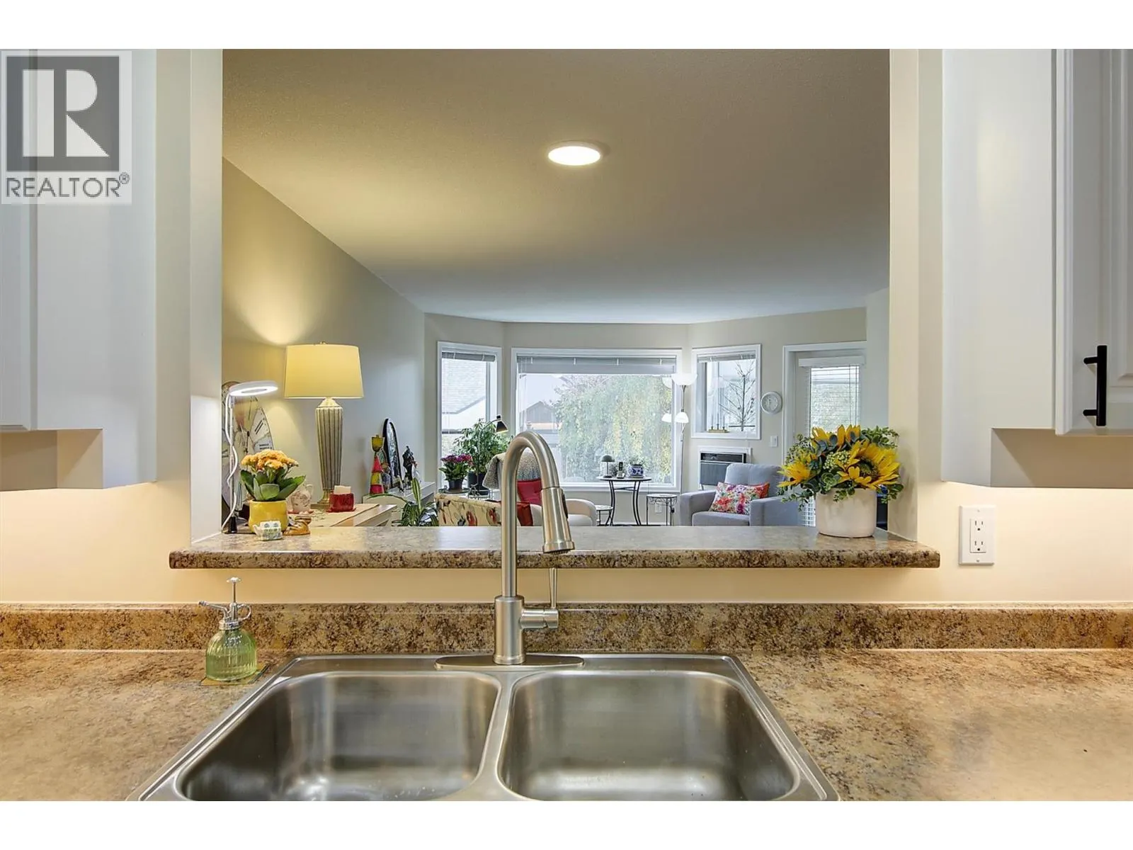 3283 Casorso Road Unit# 108